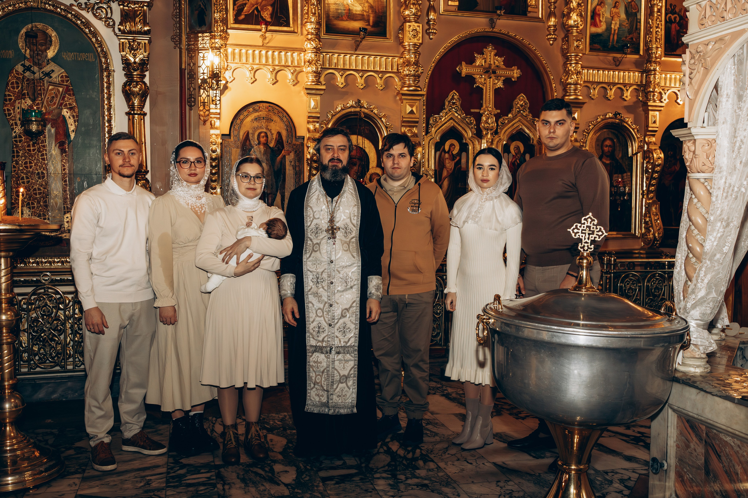 Крещение в Храме Воскресения Словущего в Даниловской Слободе. Главная