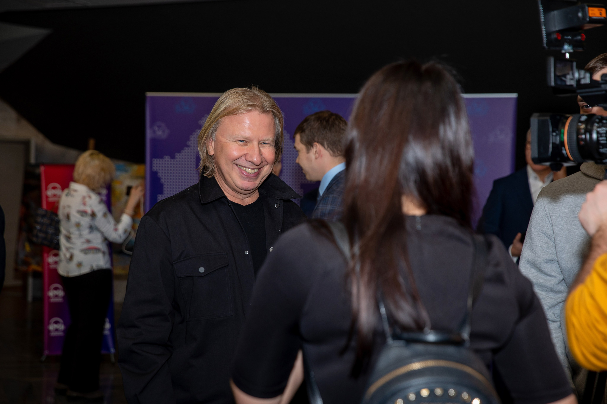 Земля под белыми крыльями. Москва. Жанна Бакунович, ваш профессиональный фотограф в Минске