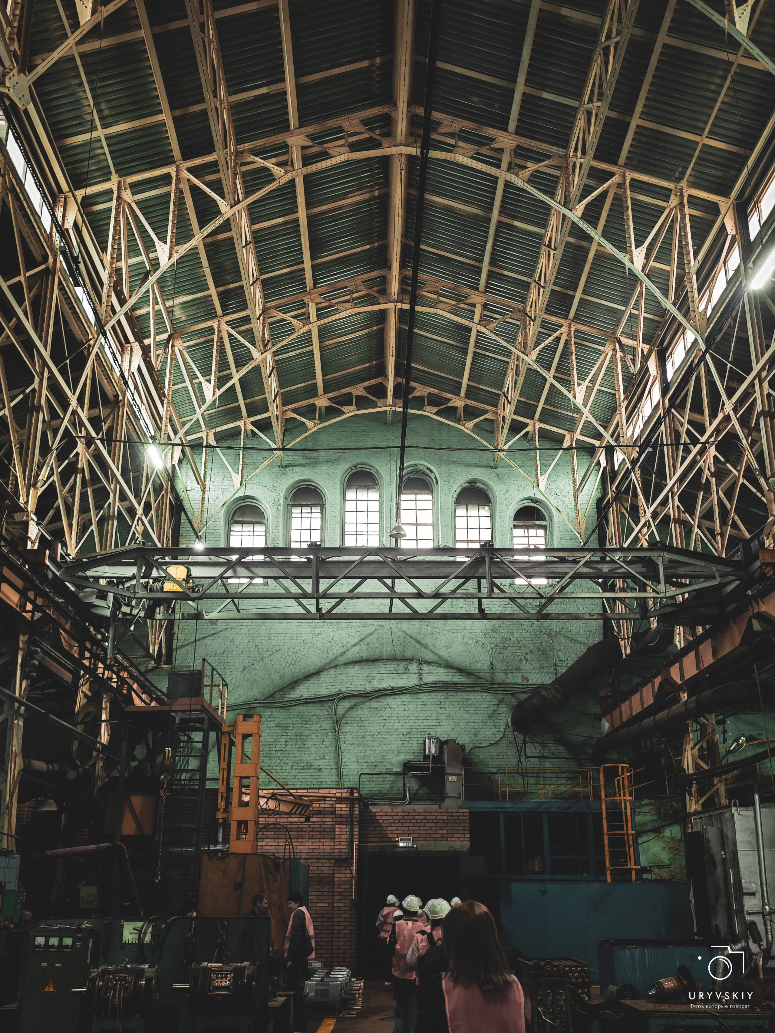 Красноярский электровагоноремонтный завод. Игорь Урывский. Фотограф Красноярск