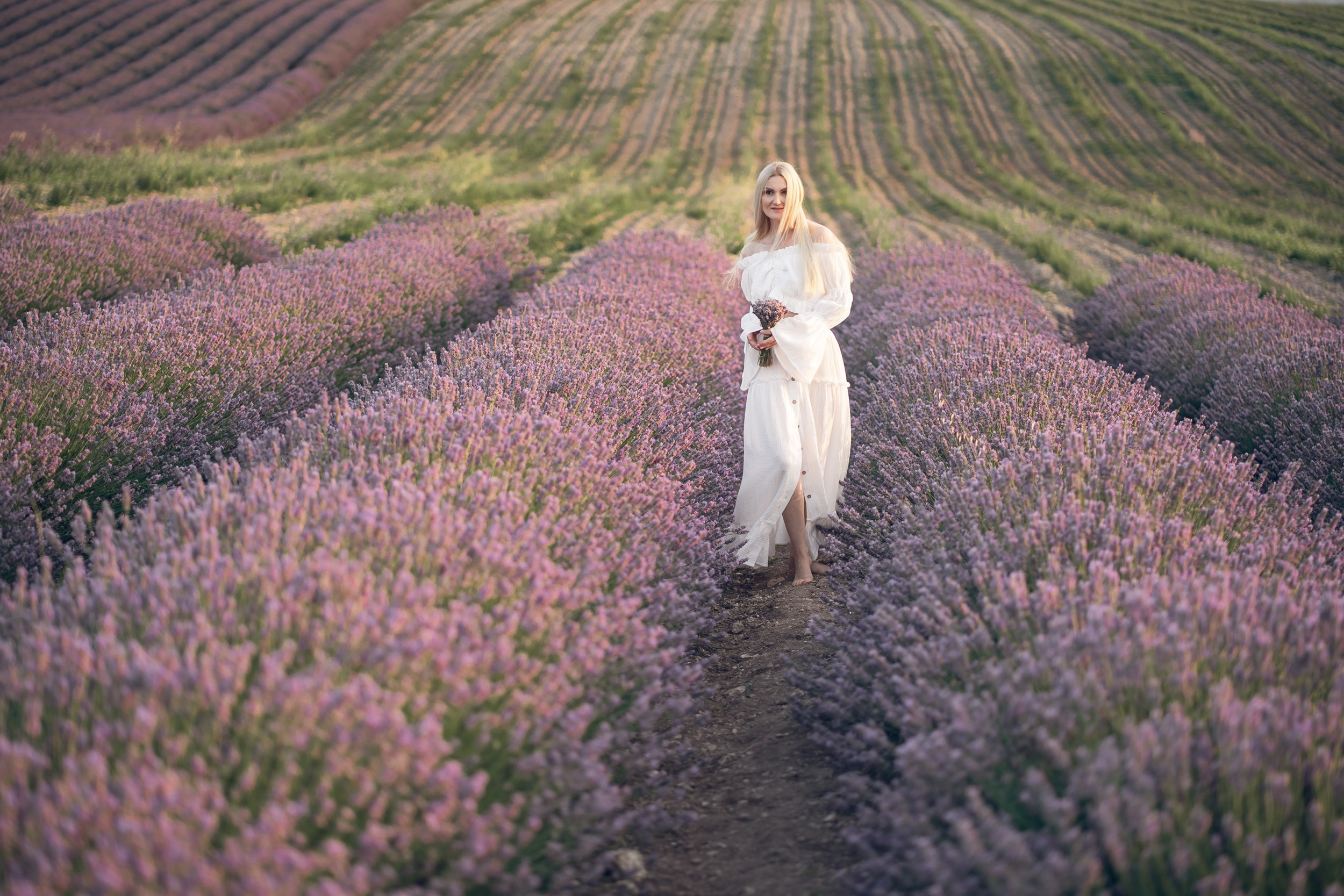 Фотоистория «Мамы» в лавандовом поле. Церковный фотограф Севастополь