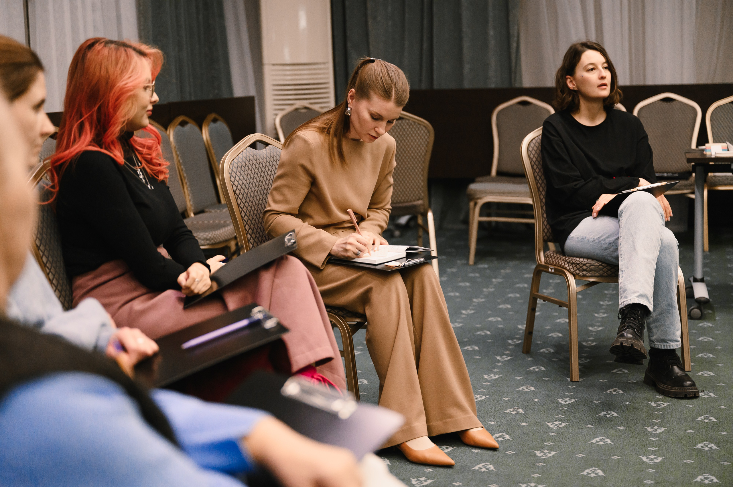 «Театр в квадрате». Клуб Читалка. Wedding and family photographer USA