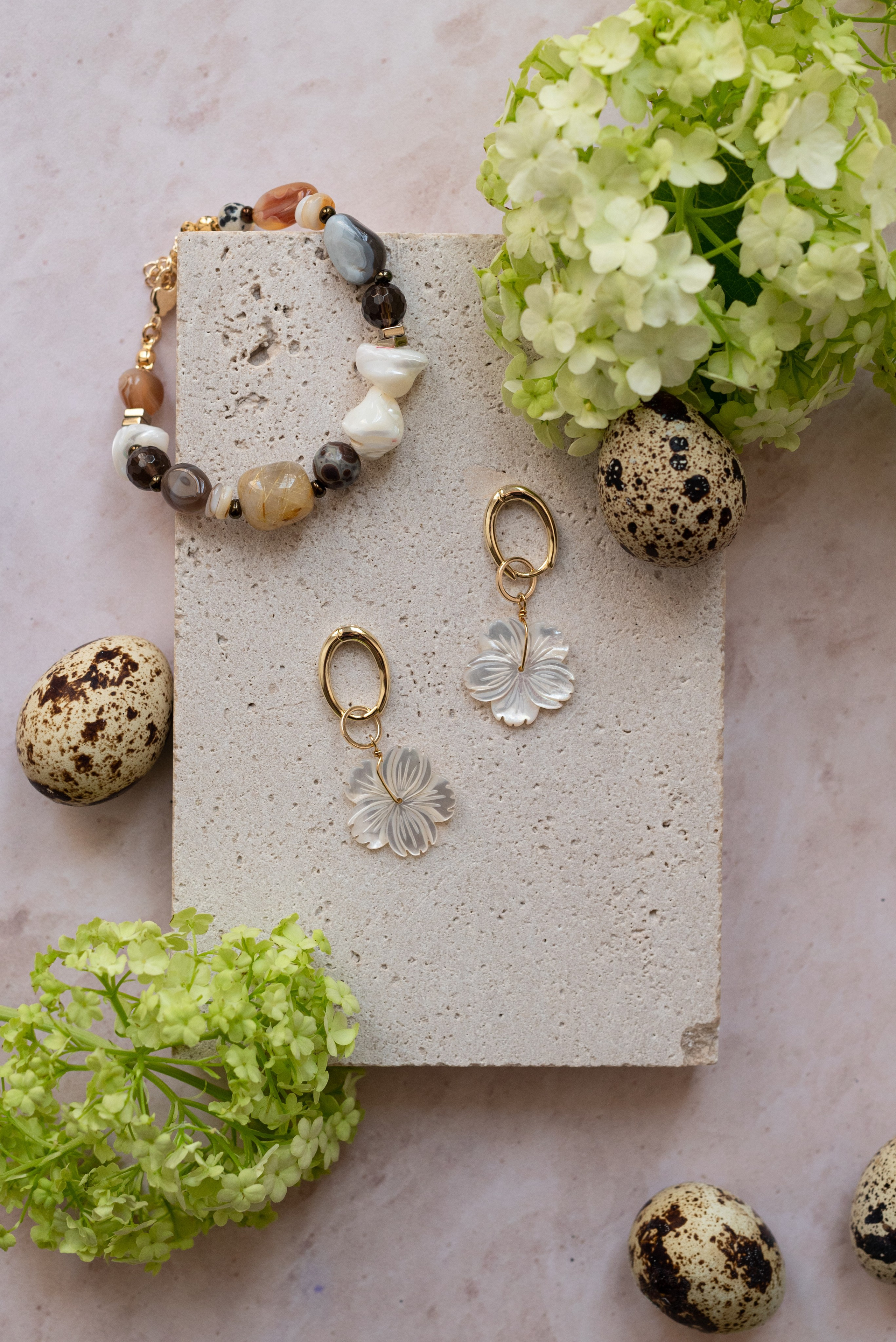 Контент-съемка для социальных сетей. Приветствую Вас на своей странице! Я Розалина Федорова, предметный и фудфотограф в Уфе. Добро пожаловать на мою страницу!