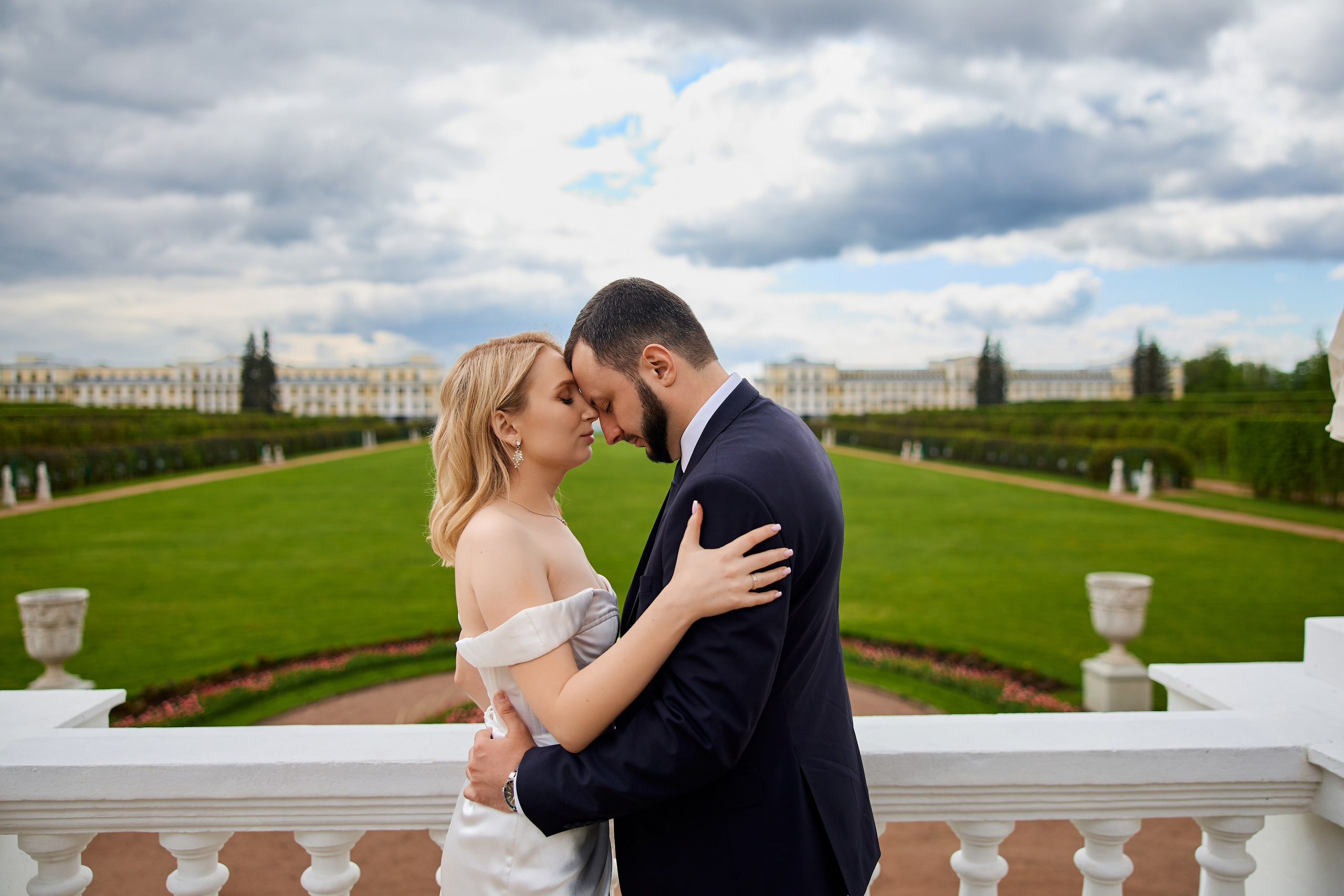 Свадебная фотосессия в Архангельском. Свадебный фотограф Сергей Колбинский