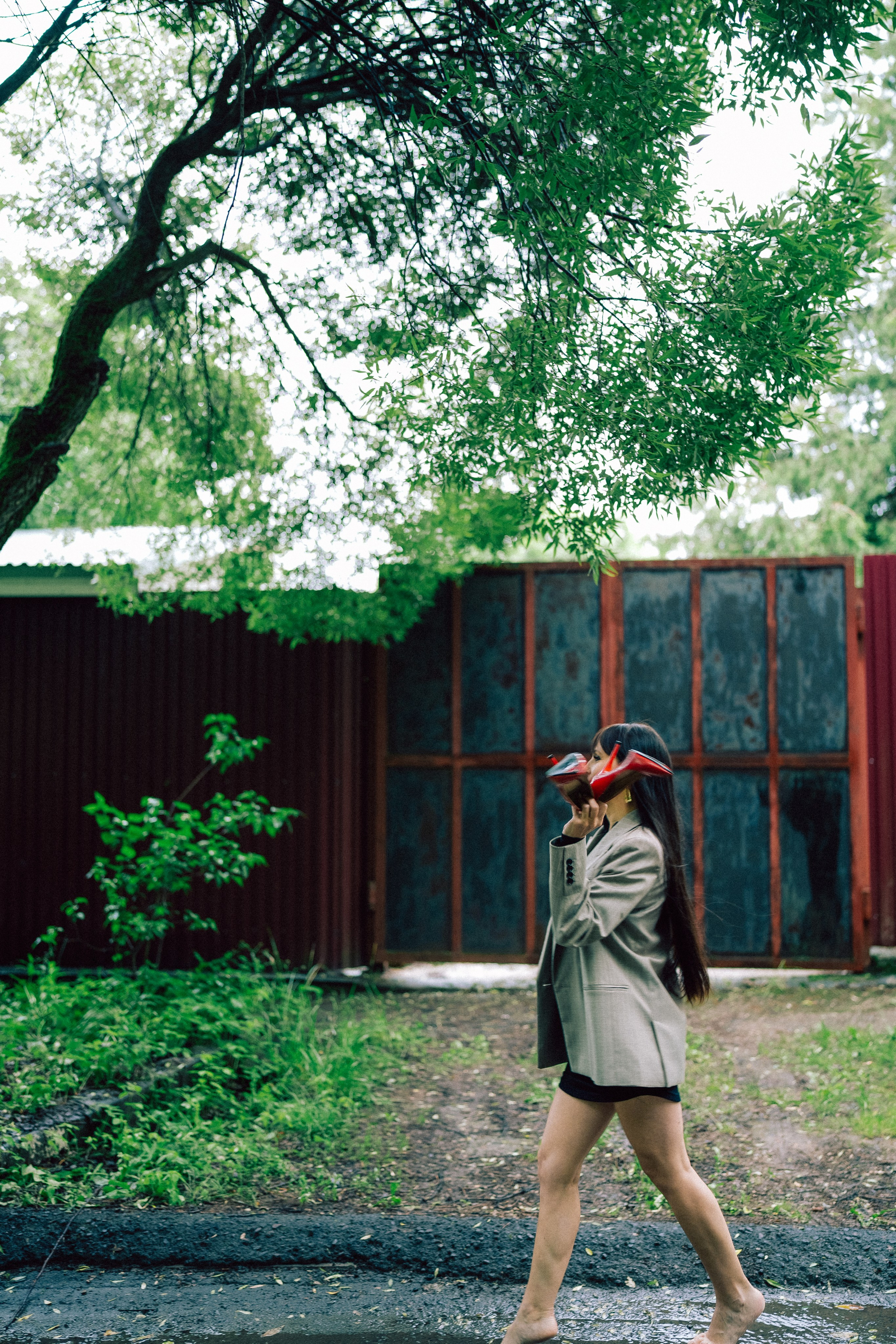 Галина (прогулка под дождём). Фотограф в Москве