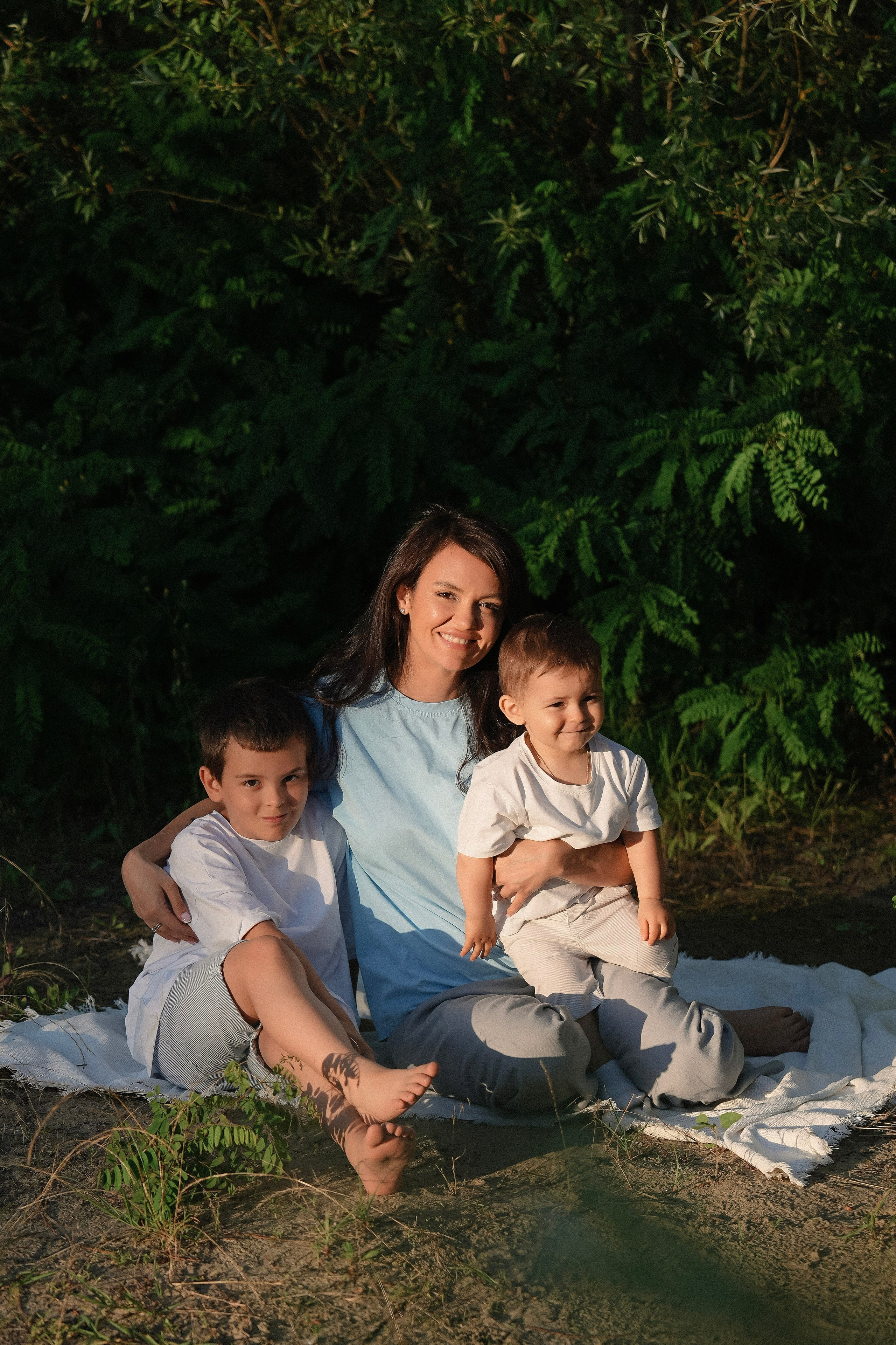 Семейная съёмка на закате. Фотограф с психологическим образованием