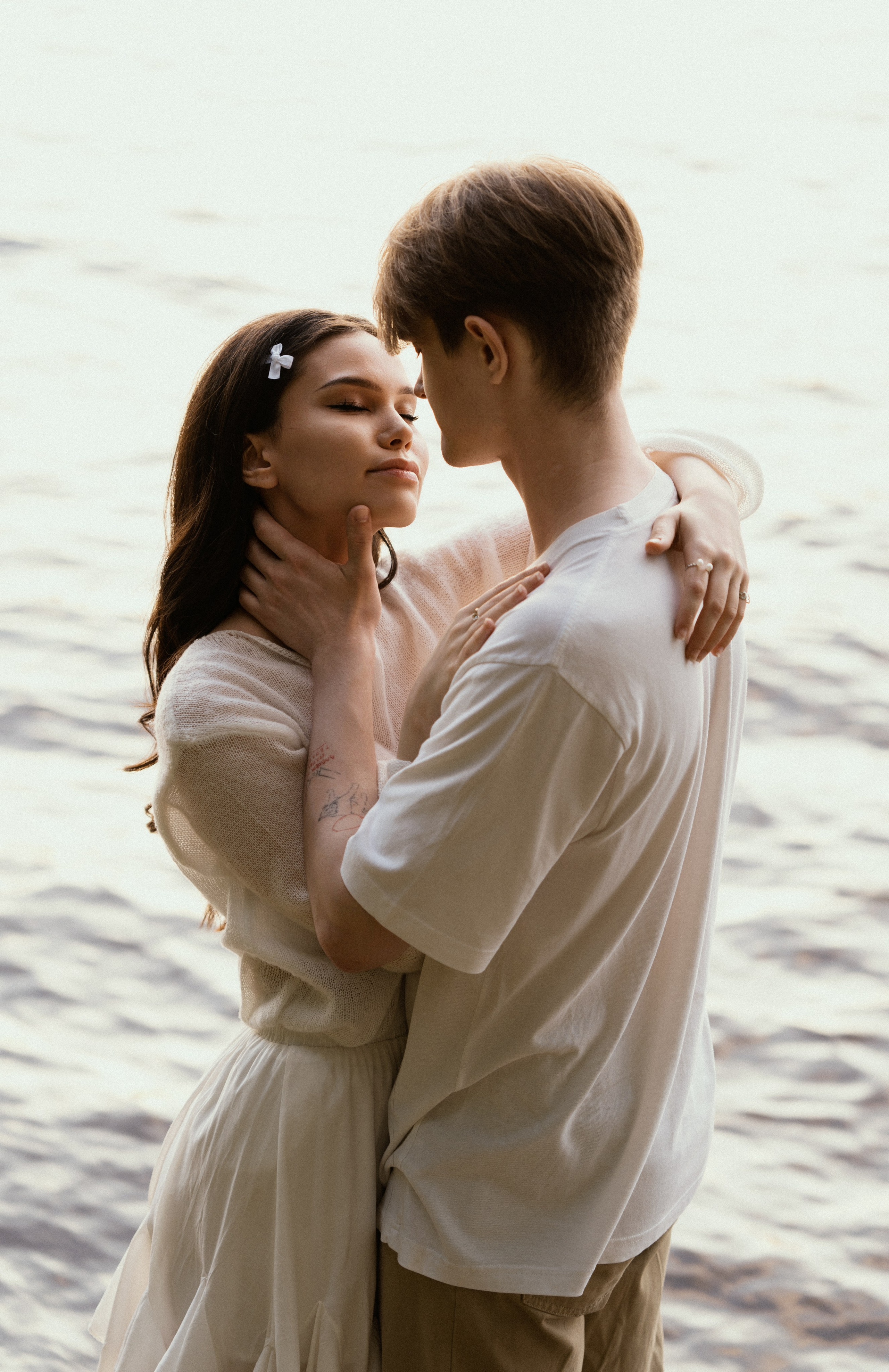 Фотосессия лавстори в Санкт-Петербурге. Лопухинский сад.