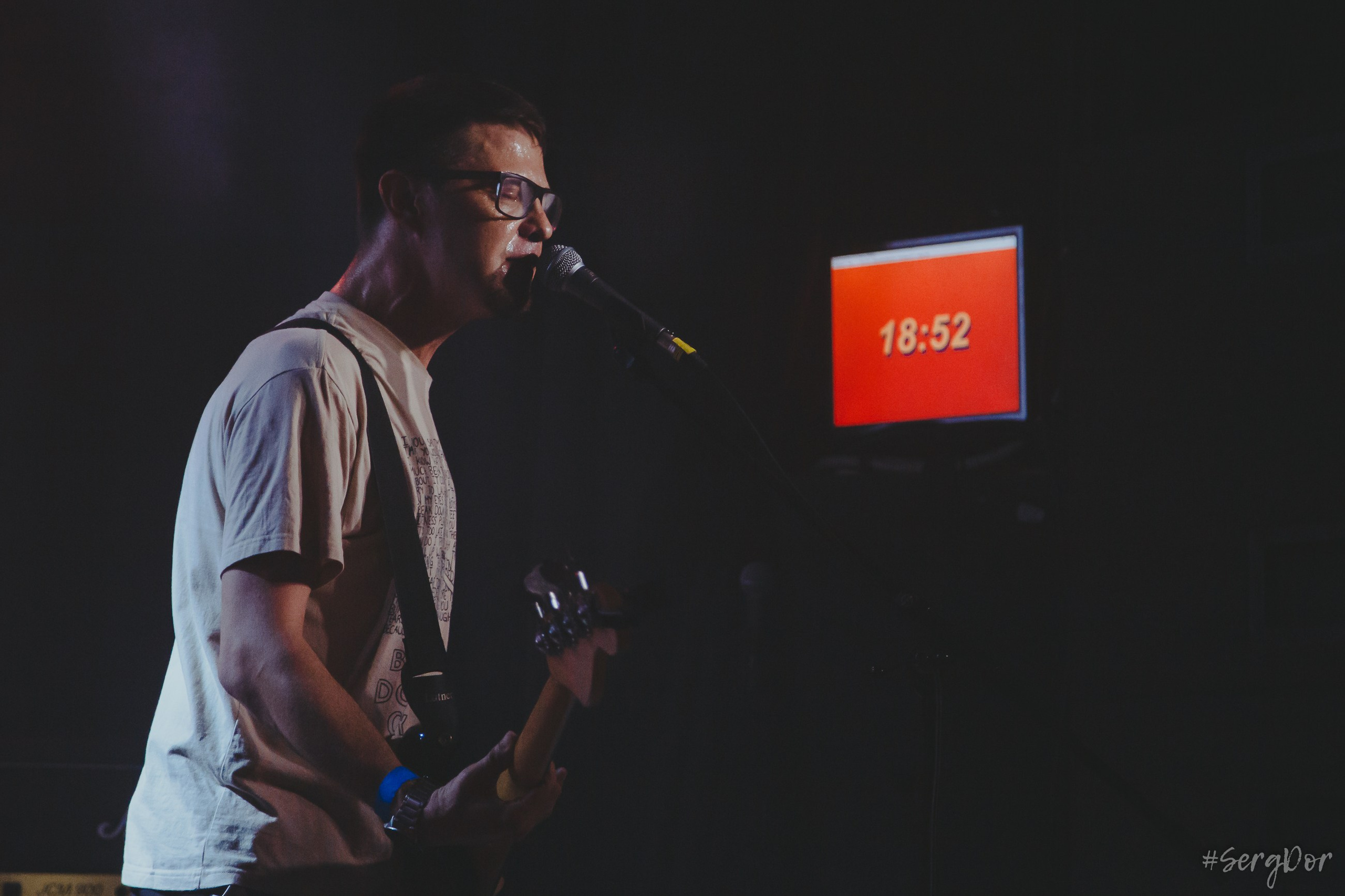 Радиопомехи, Серёга Рудаков, культурный центр Сердце, Шум Земли, концерт, флаги, Санкт-Петербург, СПб, 22.06.2024, SergDor, 22 июня 2024 года, #SergDor