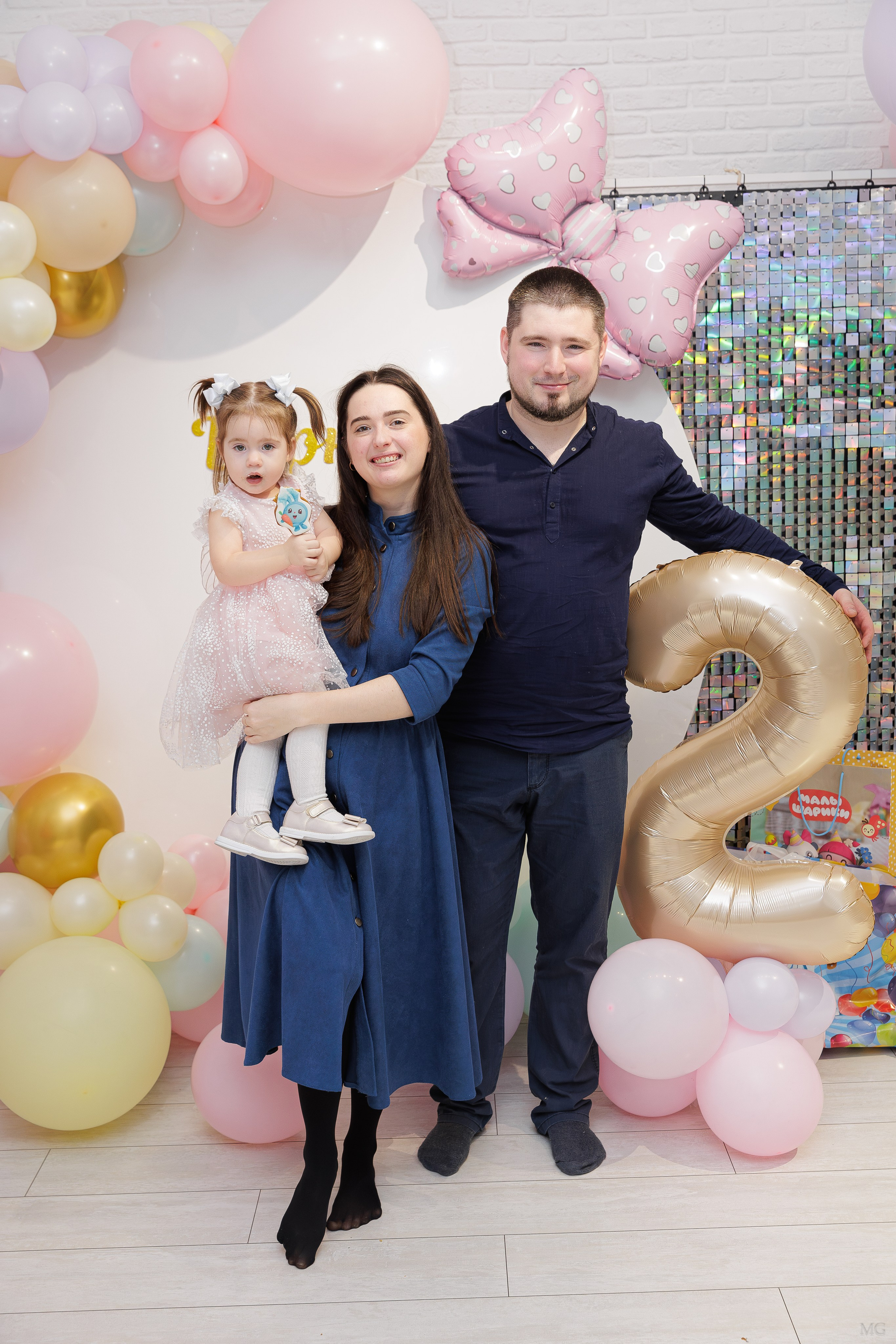 Варюше 2 Годика. Маша Гонтарь Семейный домашний репортажный фотограф в Санкт-Петербурге