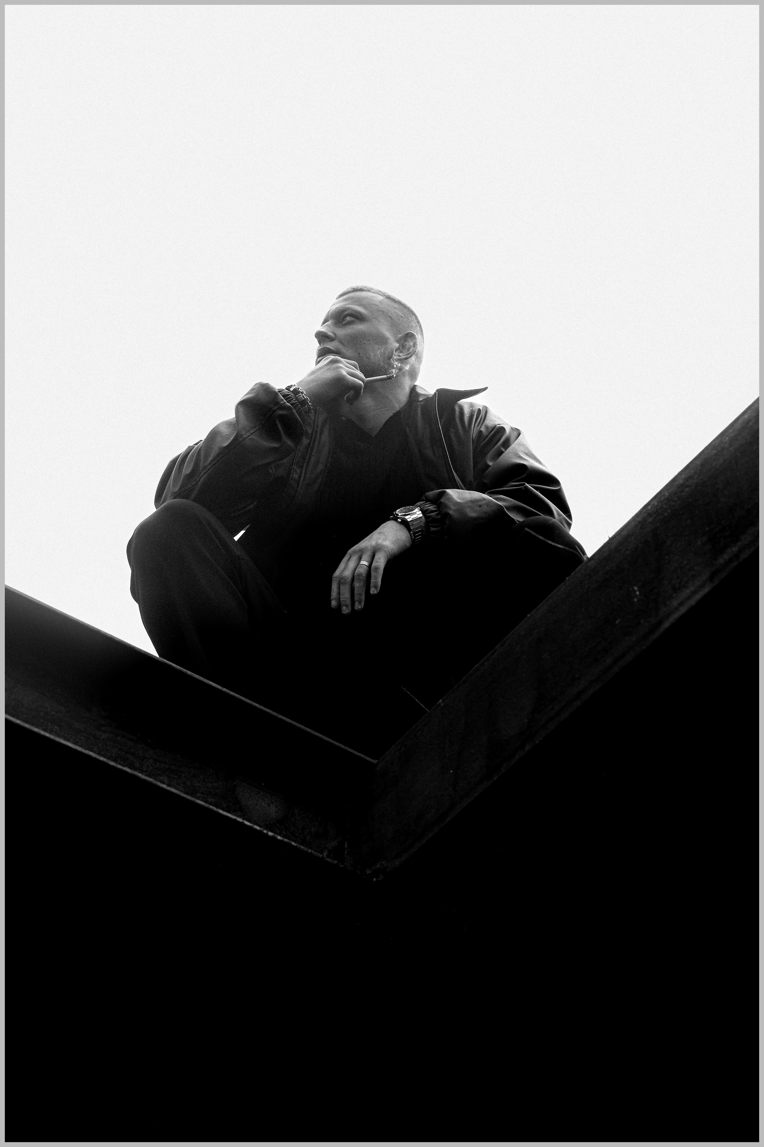 Евгений. Портретный фотограф в Орле. Готовые фото за 3 дня! Помощь в позировании. Советы по организации