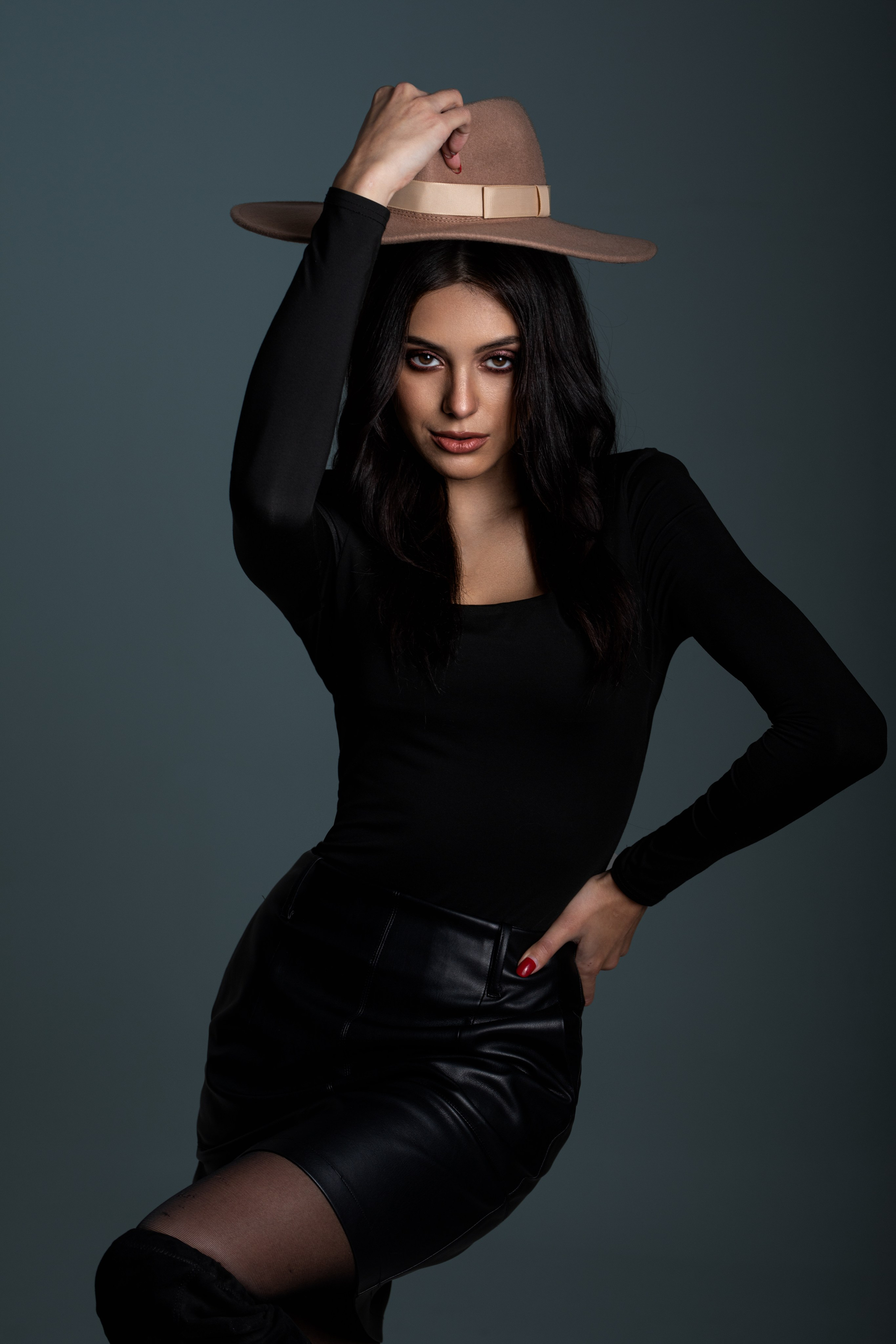 Съемка с Марианной в студии на циклораме в формате для «себя»