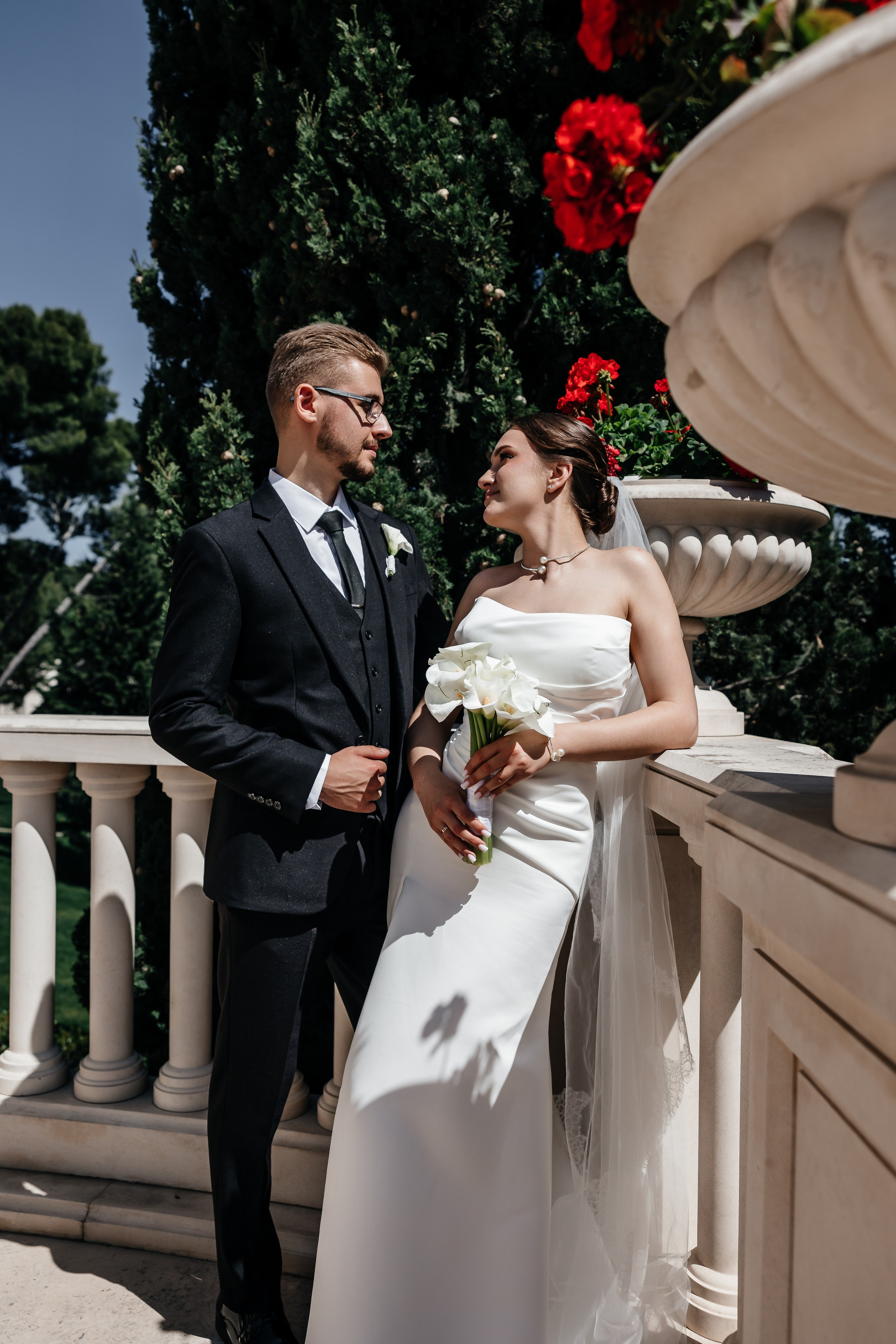 Анонс свадьбы Иры и Никиты. Прогулка в отеле Крымский Бриз. Свадебный фотограф в Крыму и Севастополе Ольга Баскакова