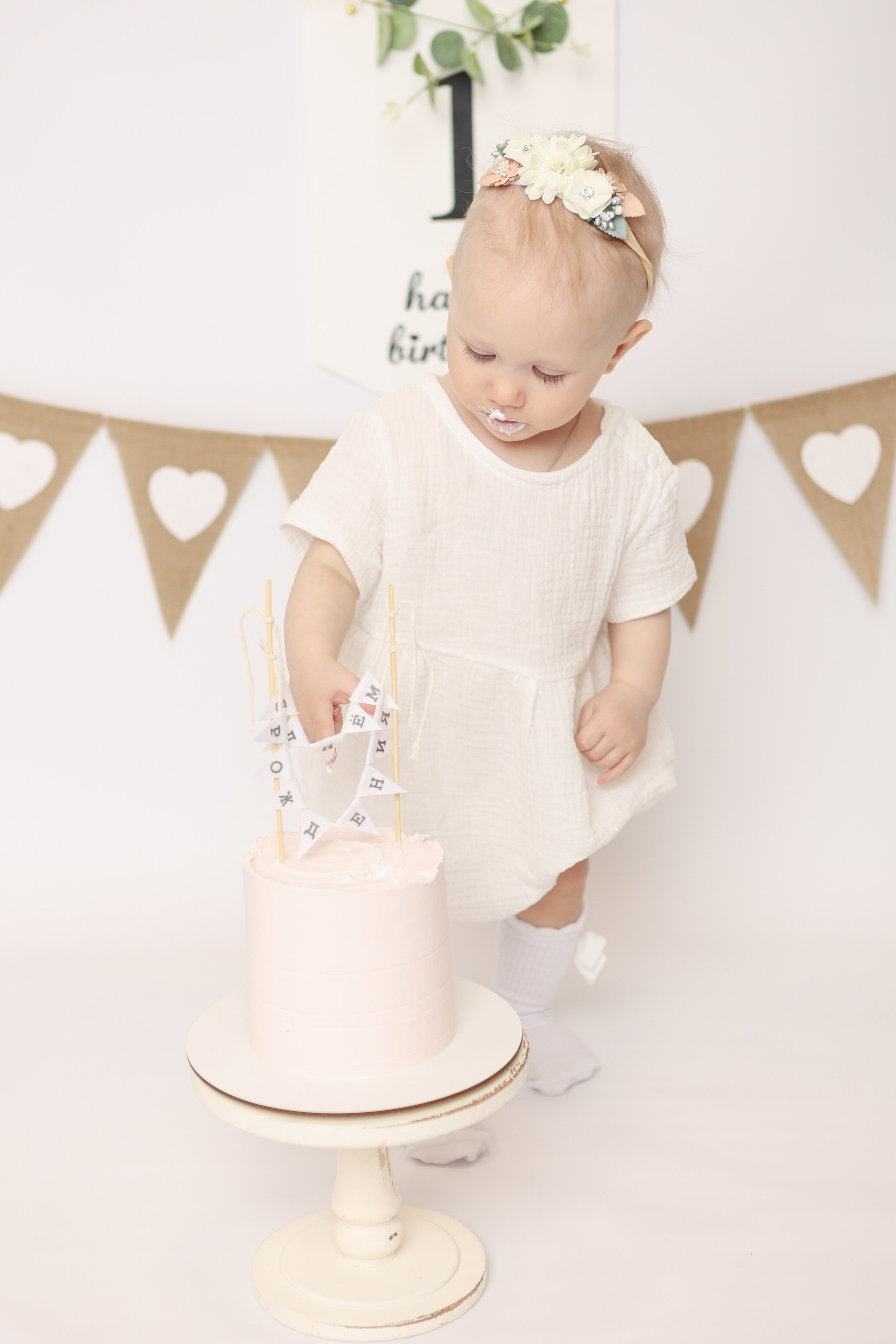 Крушение тортика. Фотограф новорожденных. Детский и семейный фотограф Марьяна Юдина