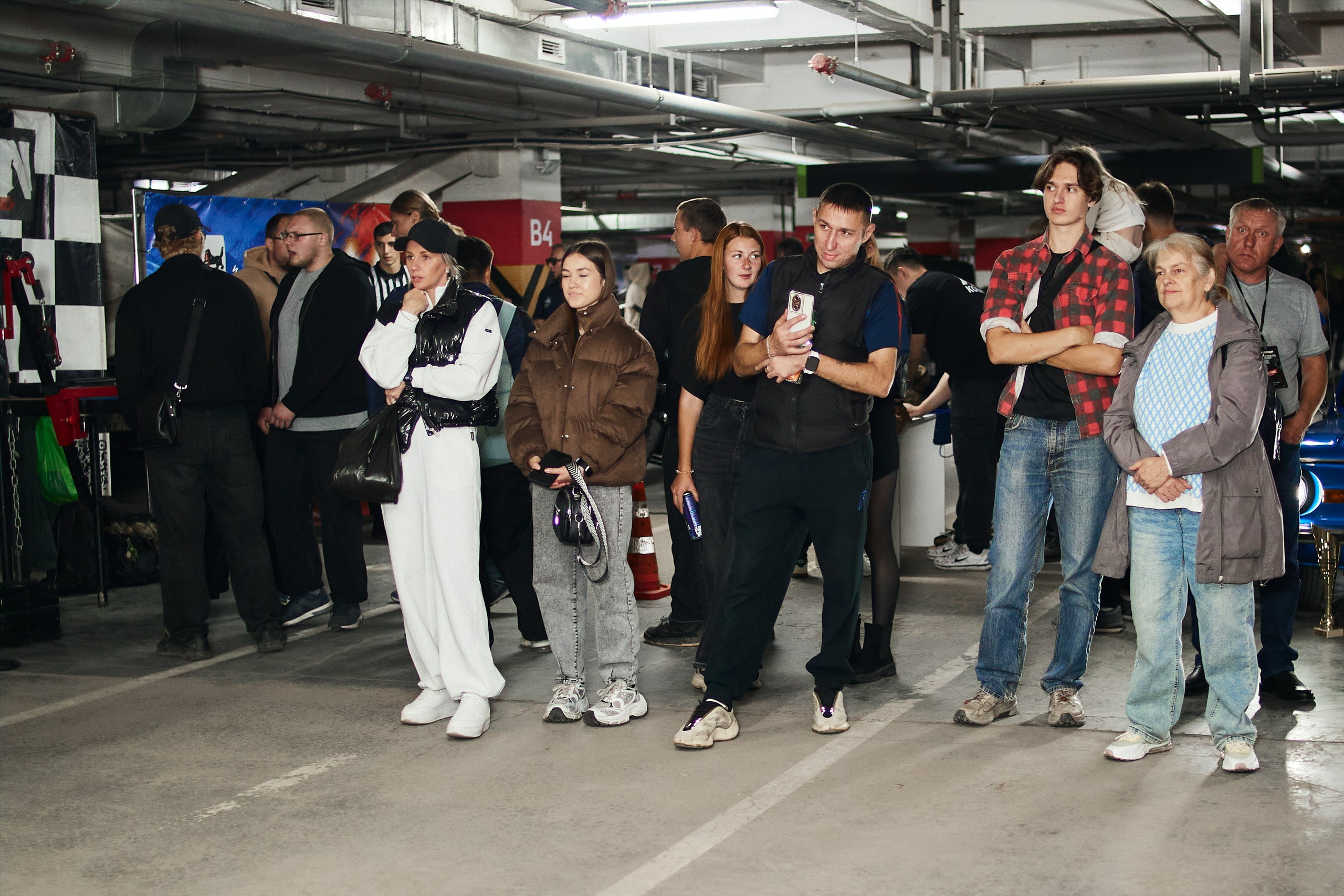 Underground parking — Сильвер молл. Виктория Ларина — Портретный профессиональный фотограф в Иркутске