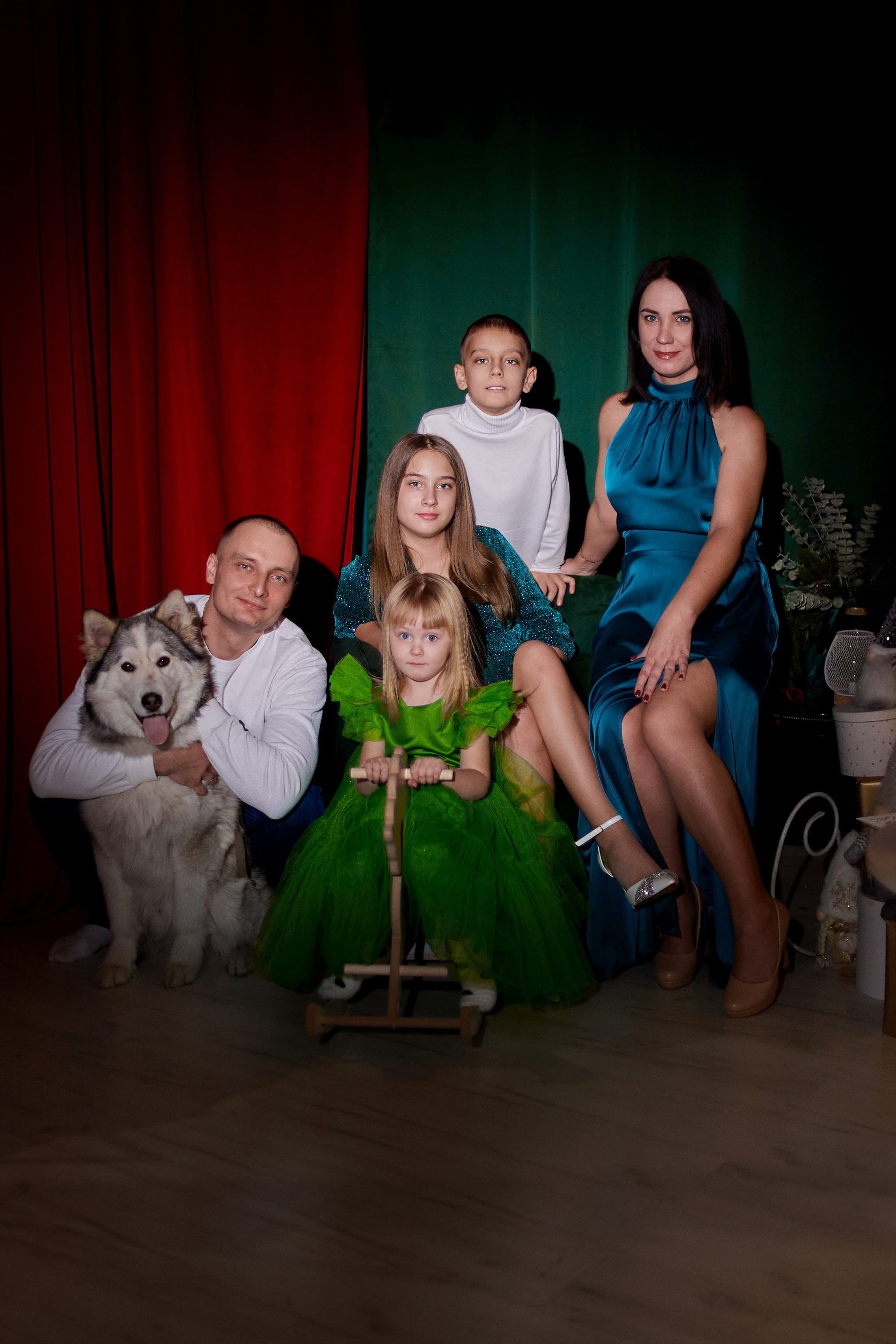 Семейная новогодняя. Виктория Ларина — Портретный профессиональный фотограф в Иркутске