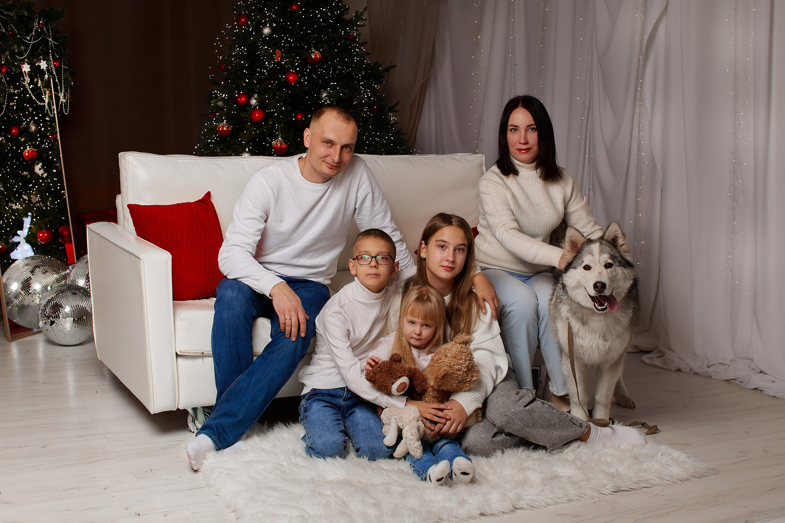 Семейная новогодняя. Виктория Ларина — Портретный профессиональный фотограф в Иркутске