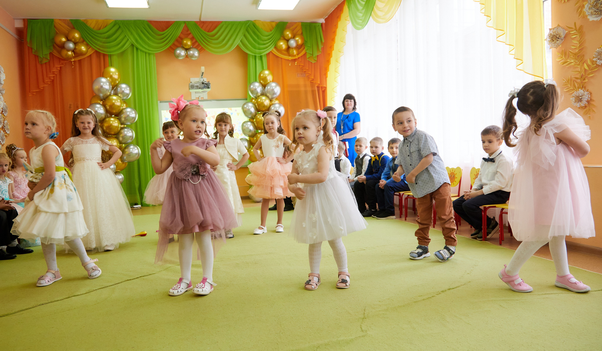 Утренники, выпускные. Детская выездная фотостудия