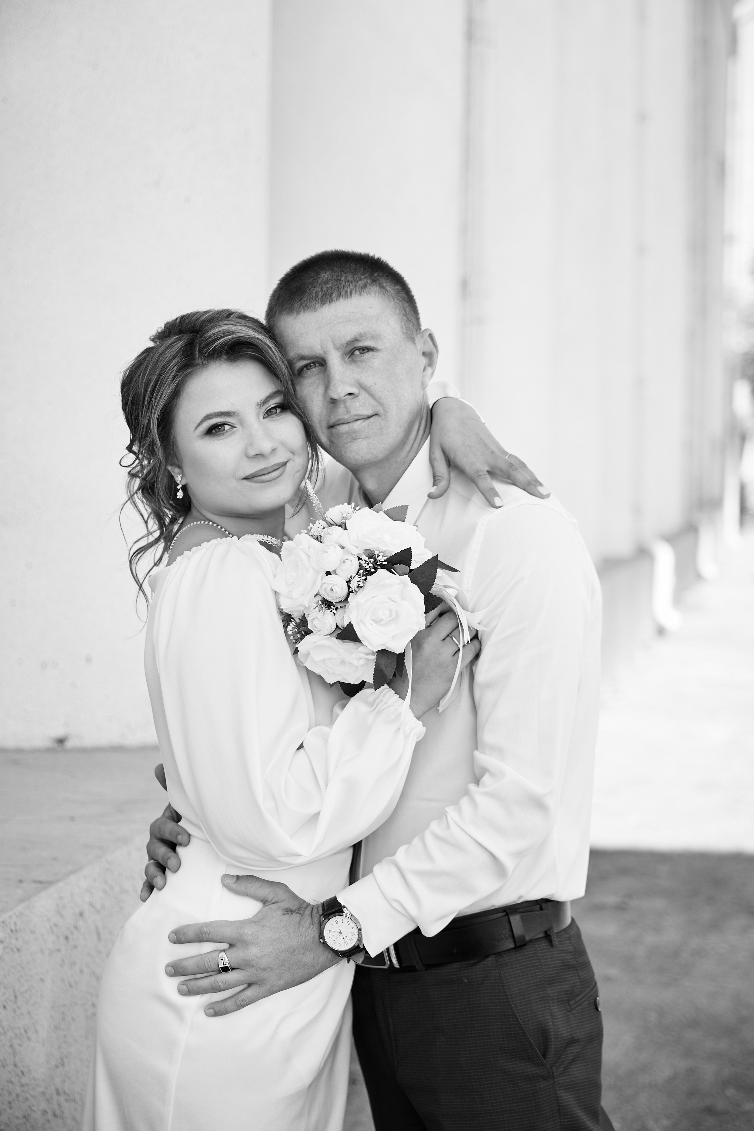 Фотосъемка в ЗАГСе, прогулка молодых, банкет