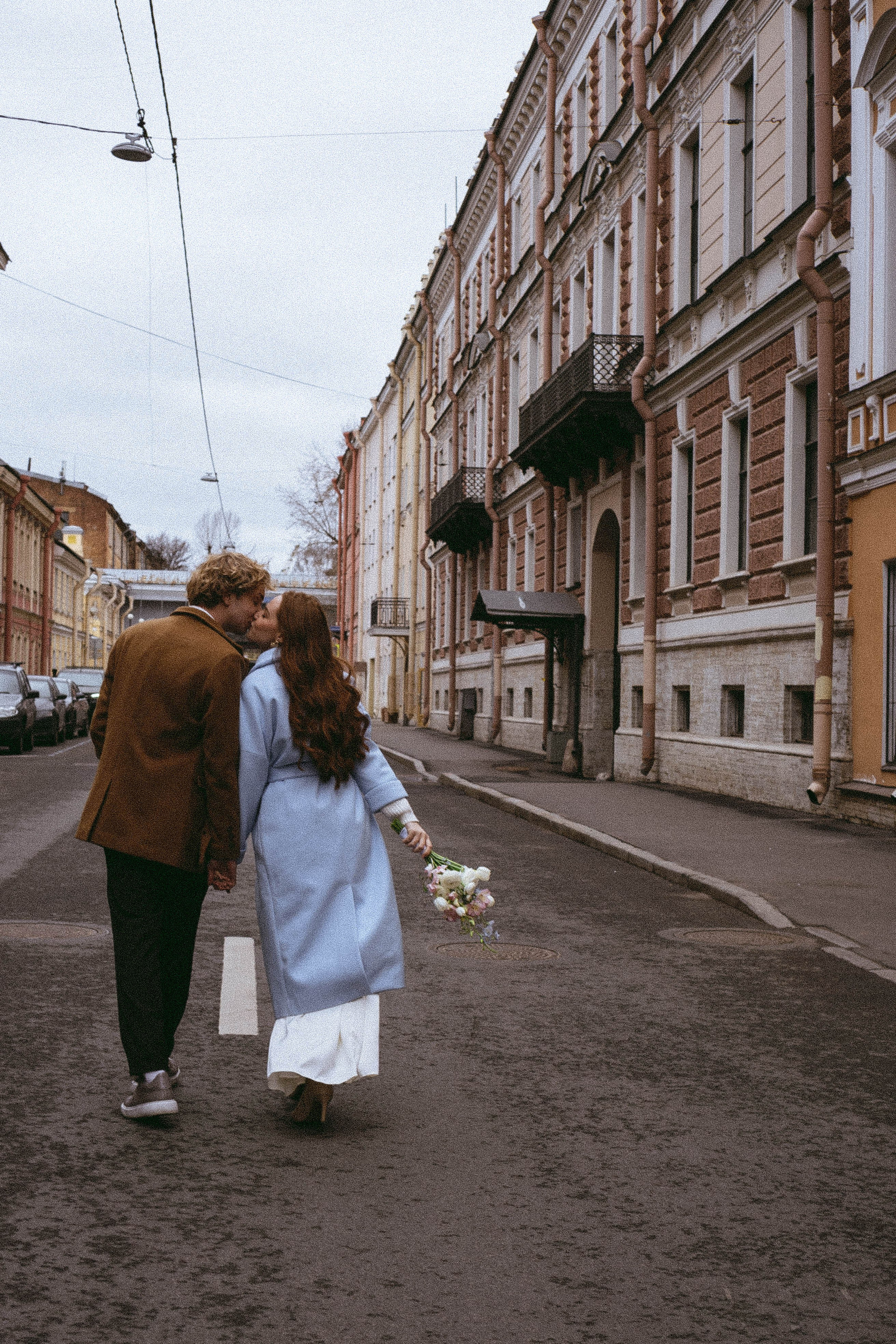 СВАДЕБНАЯ ПРОГУЛКА ПО ПЕТРОГРАДКЕ ВЕСНОЙ (ФОТОСЕССИИЯ ПАРЫ СВАДЕБНАЯ). Профессиональный фотограф, Санкт-Петербург — Виктория Богомолова
