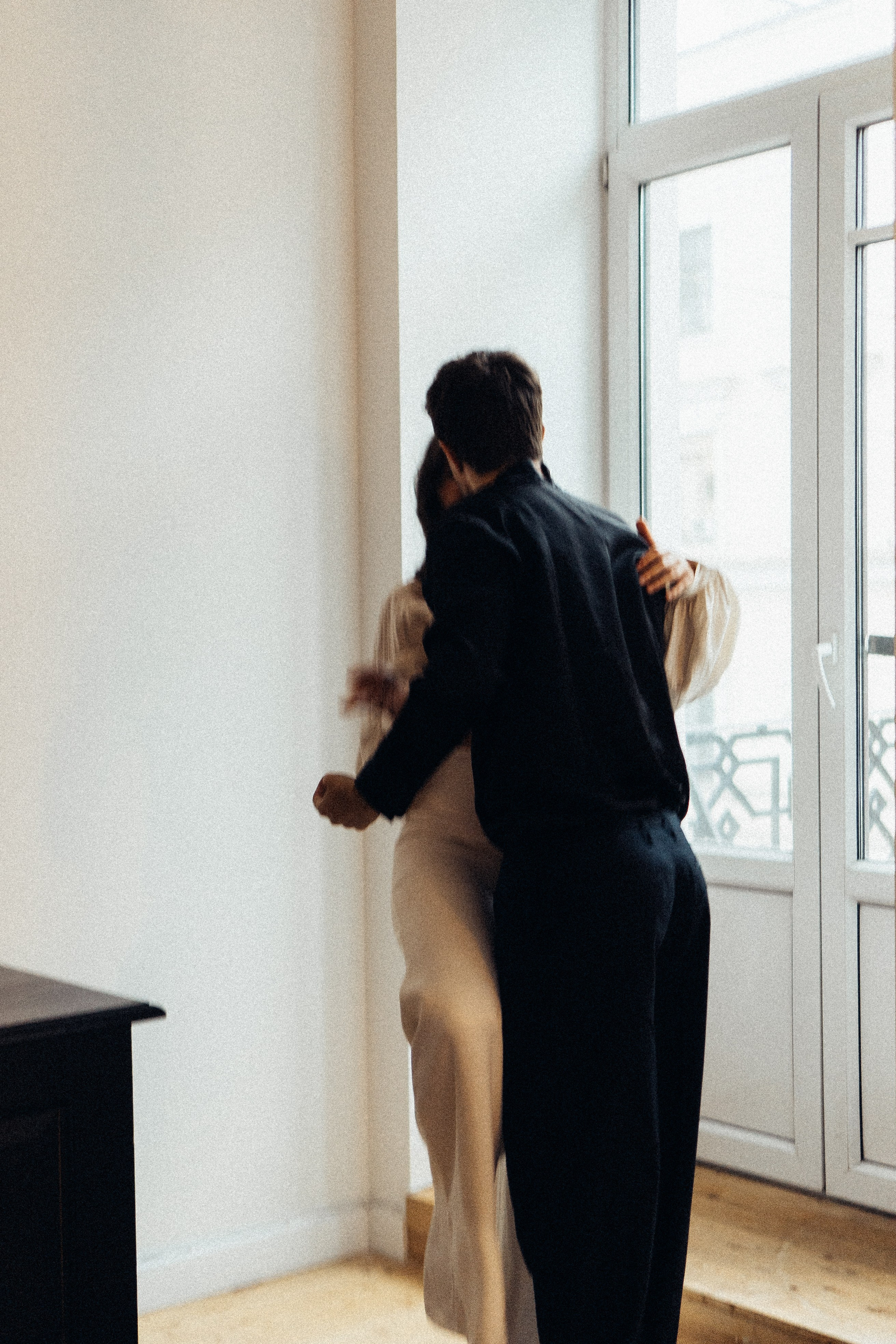 УТРО ЖЕНИХА И НЕВЕСТЫ В ПИТЕРСКОЙ КВАРТИРЕ И СЬЕМКА С СВАДЕБНЫХ ОБРАЗАХ. Профессиональный фотограф, Санкт-Петербург — Виктория Богомолова