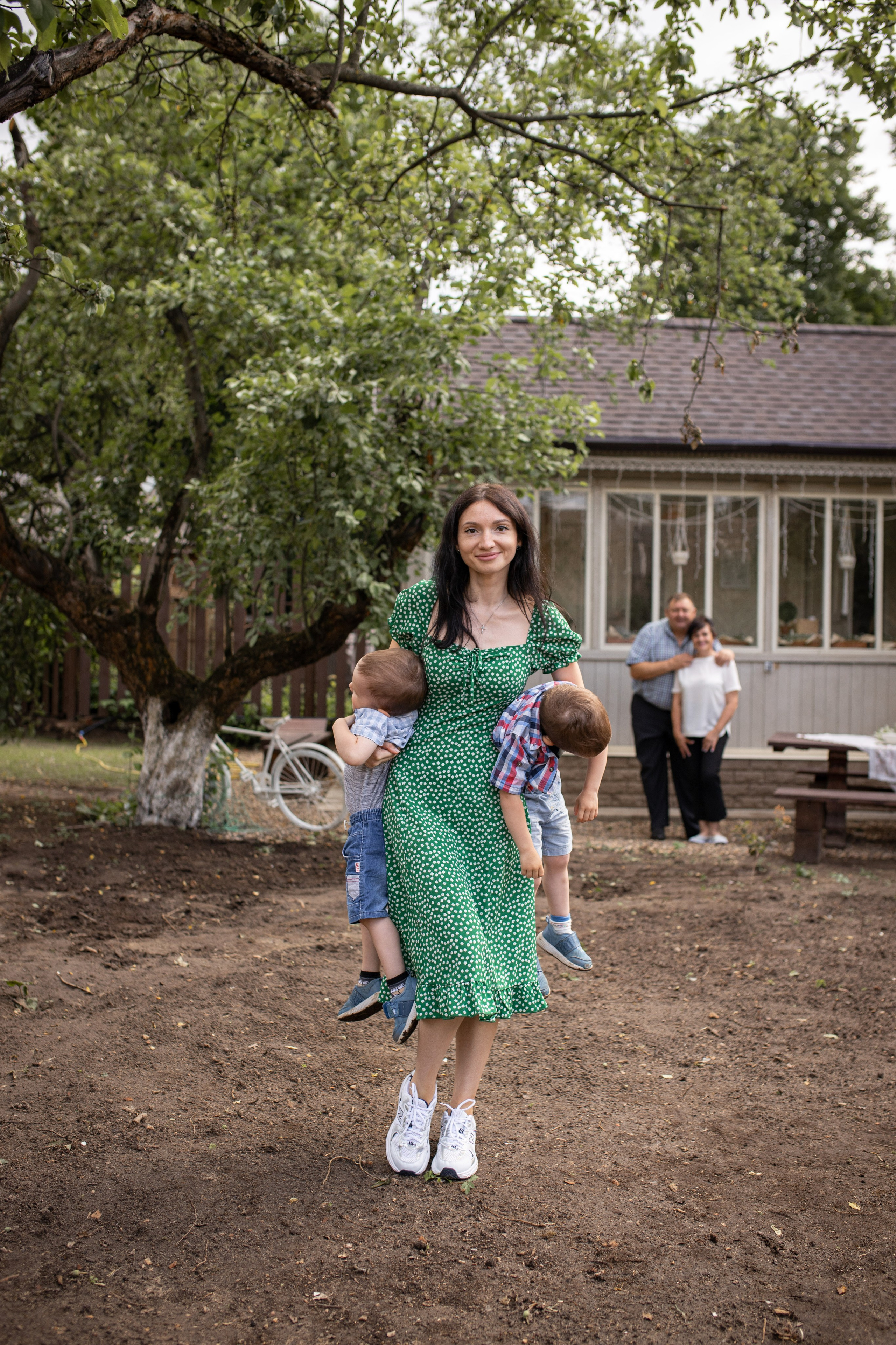 Семейная фотосессия на даче. Фотограф в Железнодорожном и Балашихе