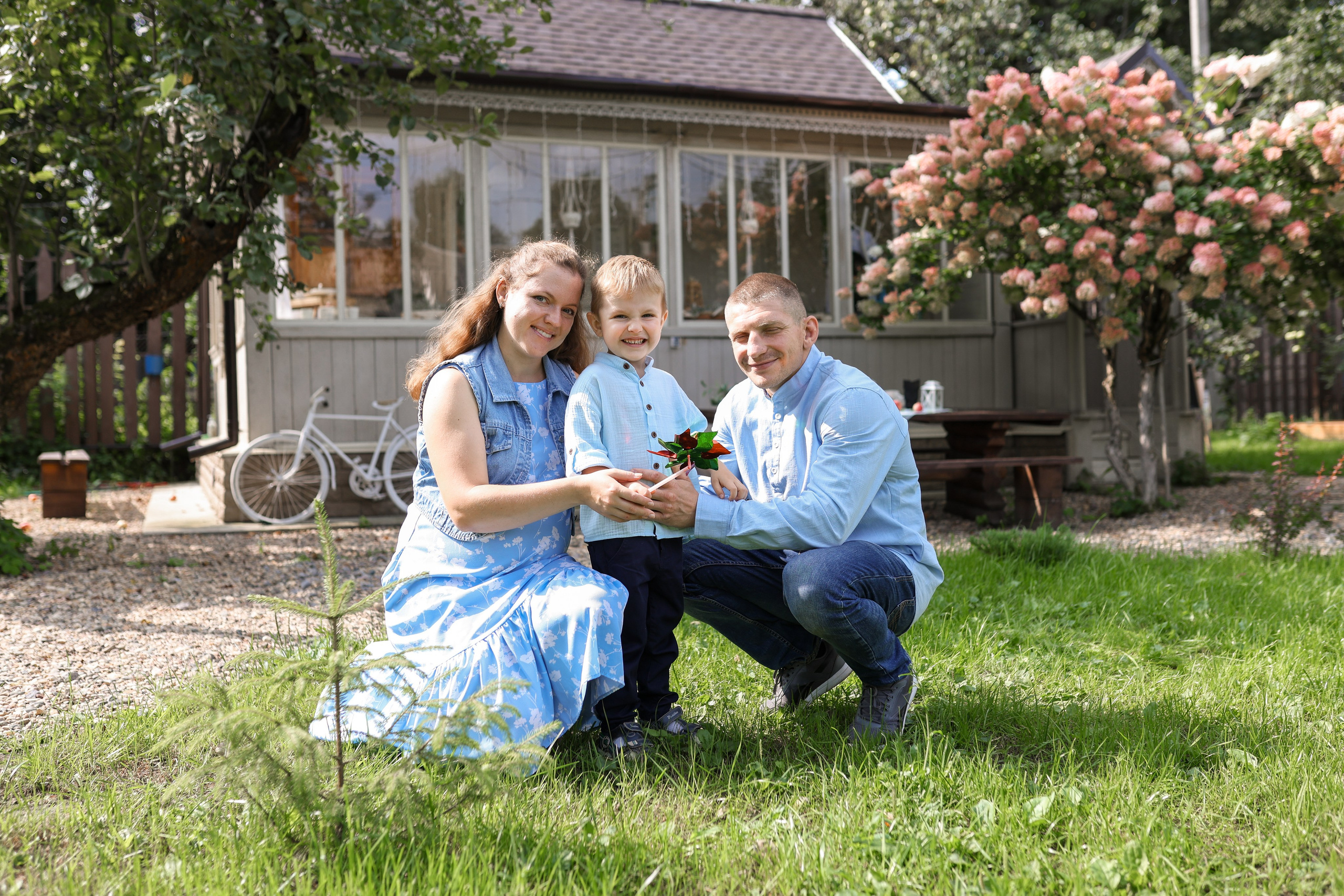 Фотосессия беременности в загородной студии Купавна. Фотограф в Железнодорожном и Балашихе