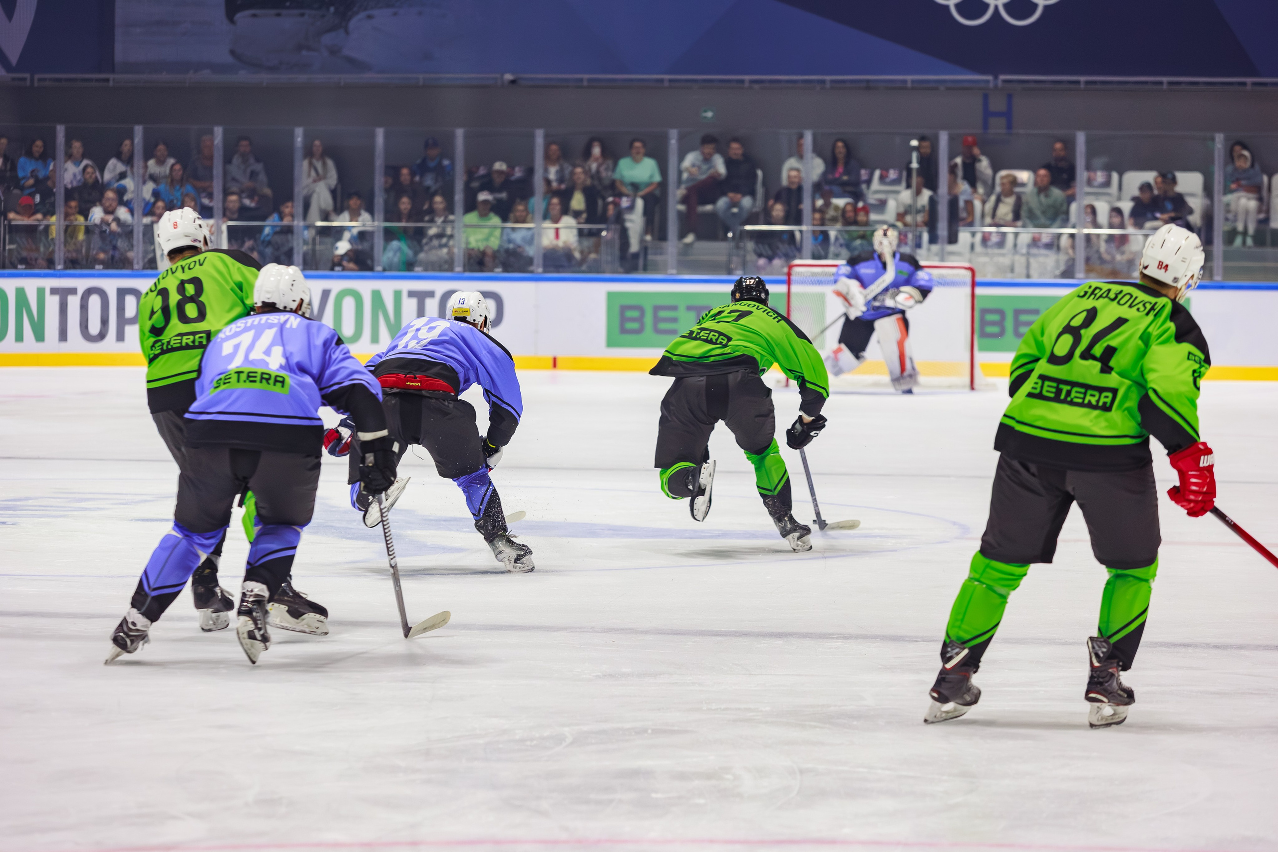 Благотворительный хоккейный матч BETERA. Репортажный фотограф Минск ❘ Костецкий Илья ❘ Беларусь