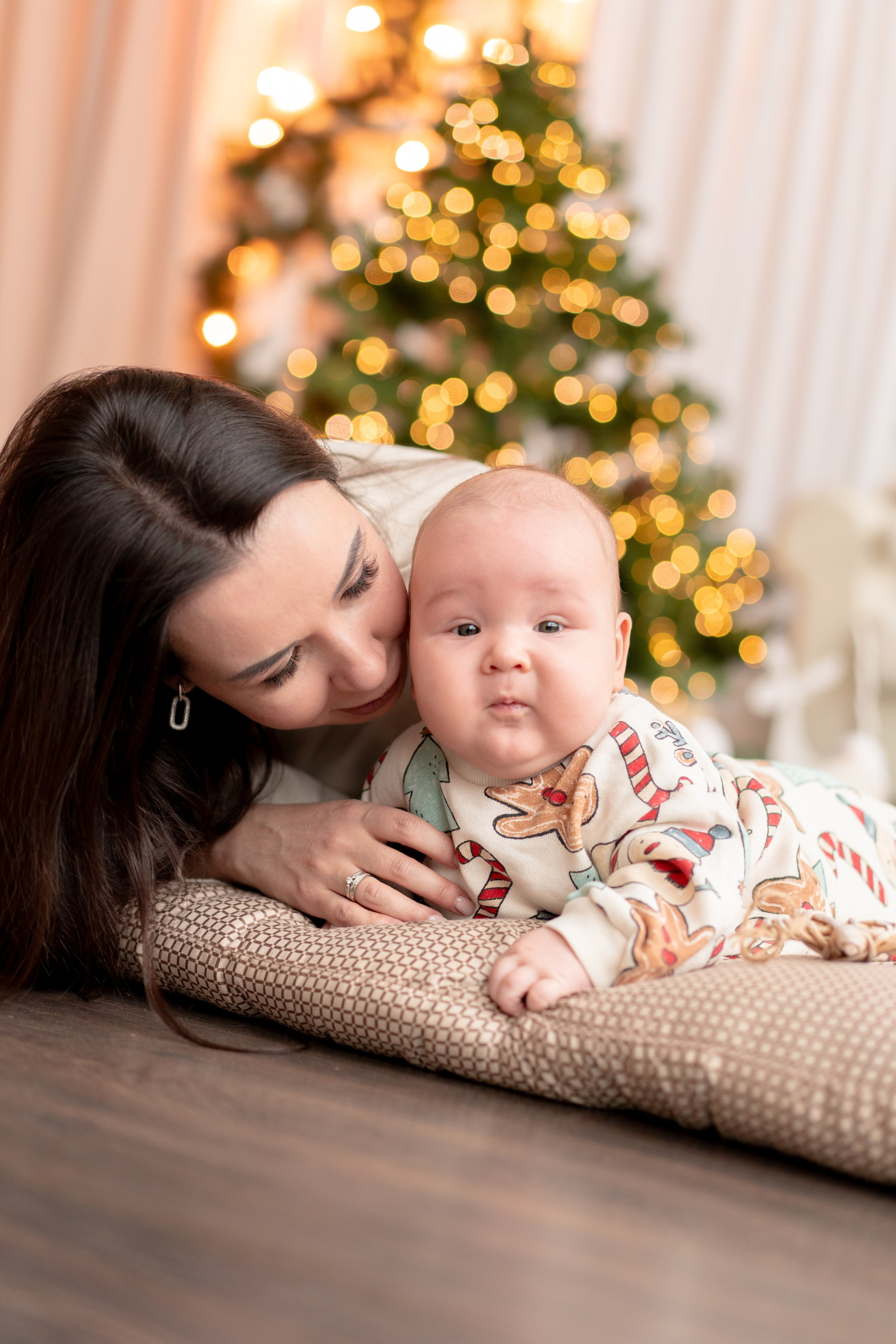 Новогодняя семейная фотосессия. Детская, семейная фотостудия в Санкт-Петербурге
