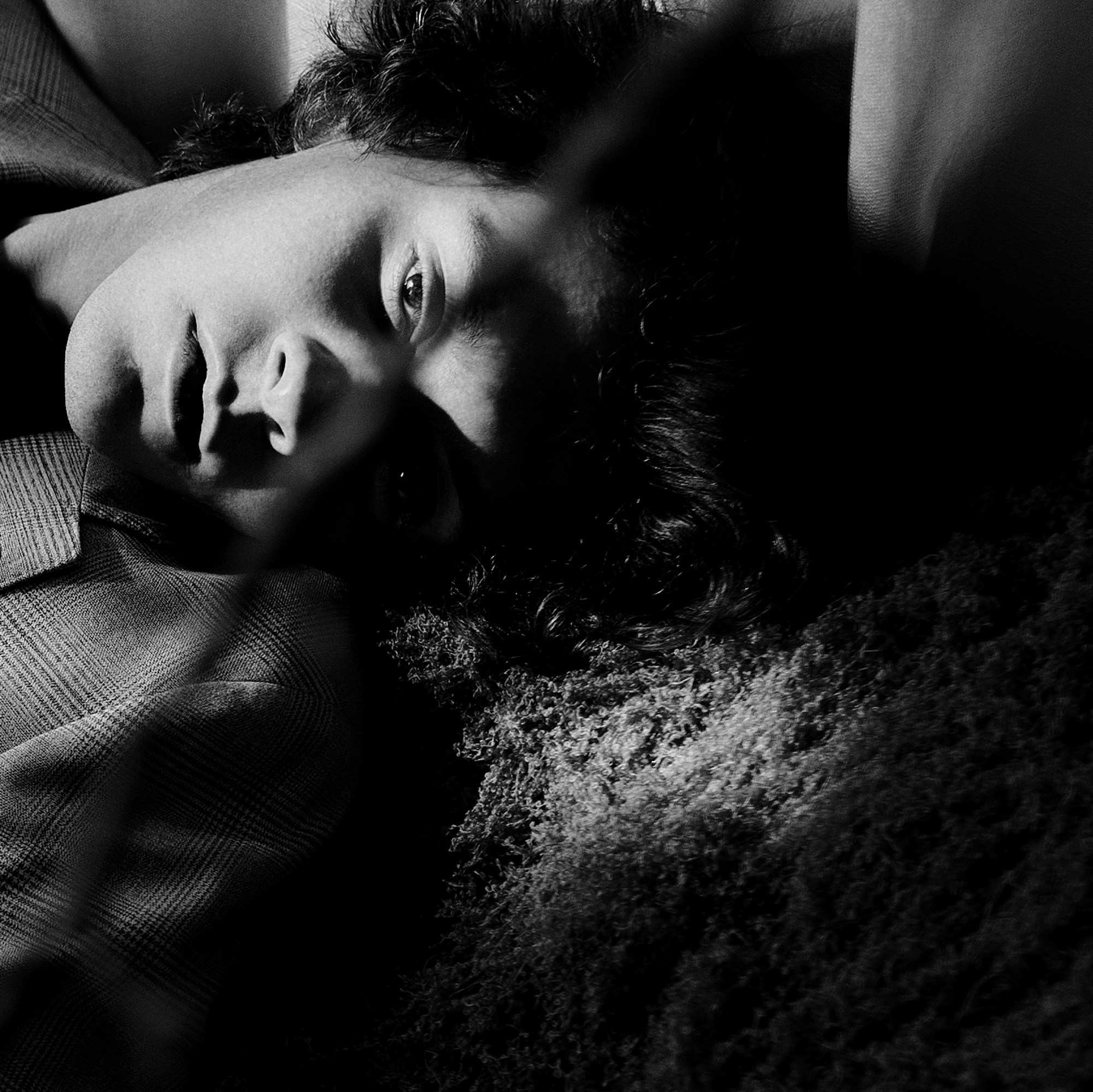 Инверсия снов | Мужской портрет в Тюмени | Фотограф Дарья Мустафина. Портретный фотограф Тюмень Дарья Мустафина