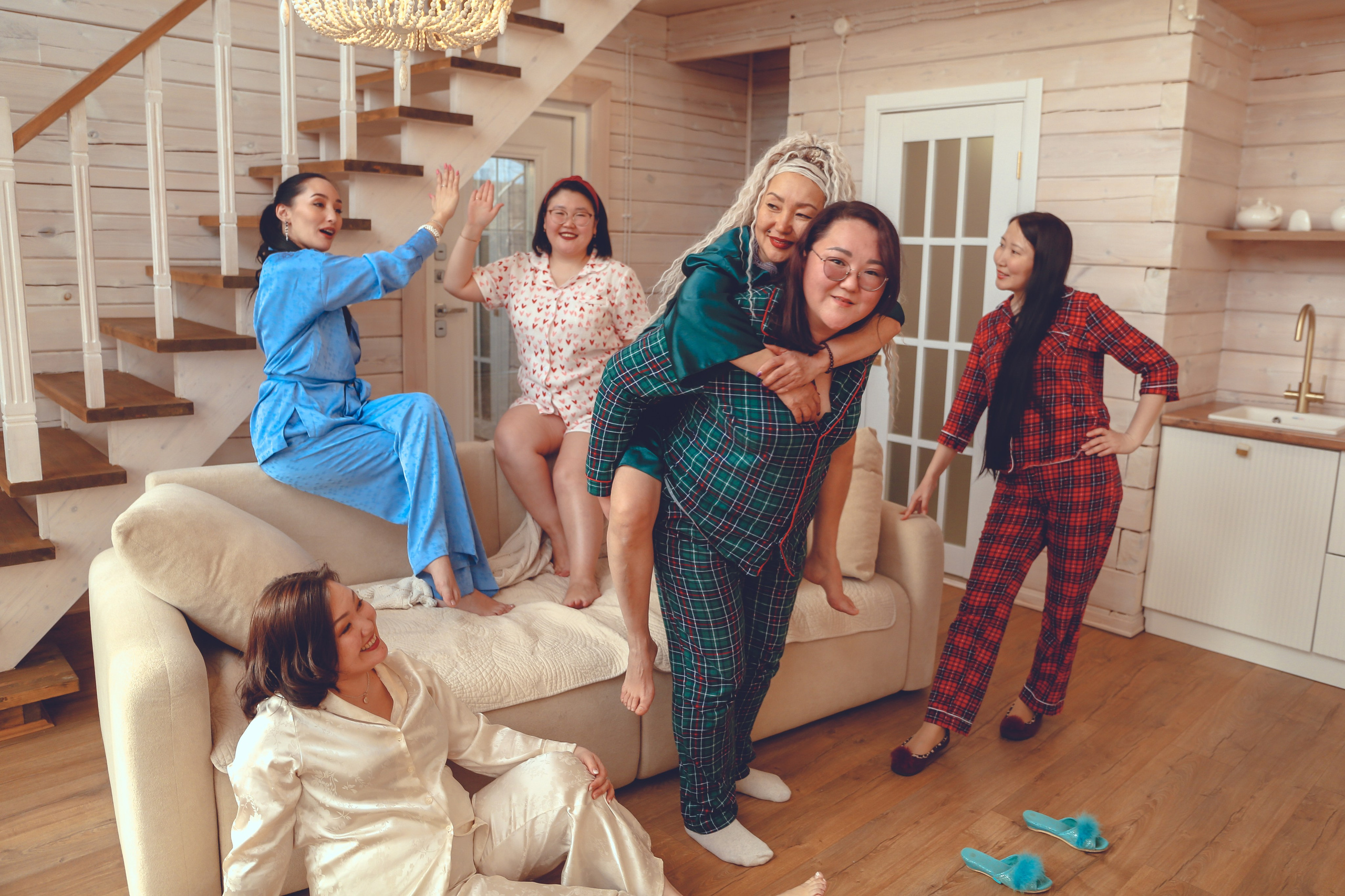 Коллективные. Создаю свой мир через искусство