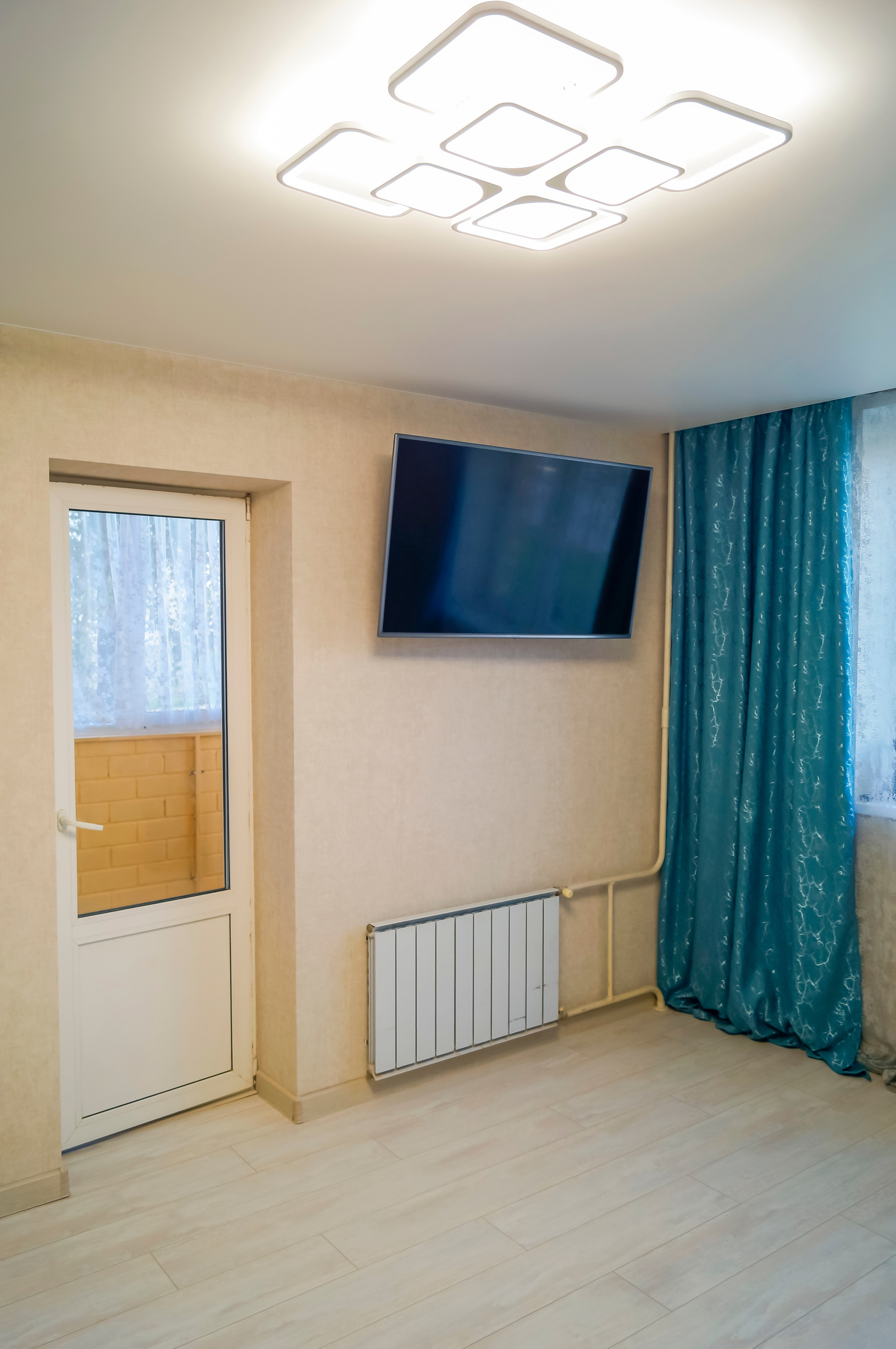 Пустая квартира для продажи. Интерьерный и портретный фотограф в Екатеринбурге Андрей Калинин