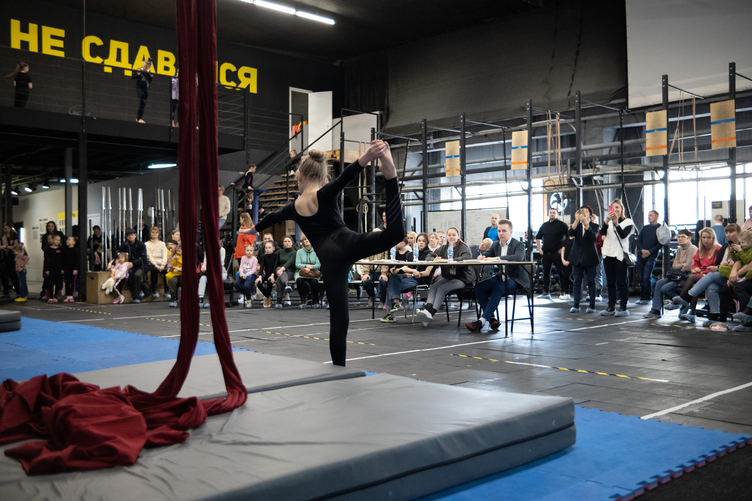 Внутриклубные соревнования по воздушной гимнастике 02.04.23