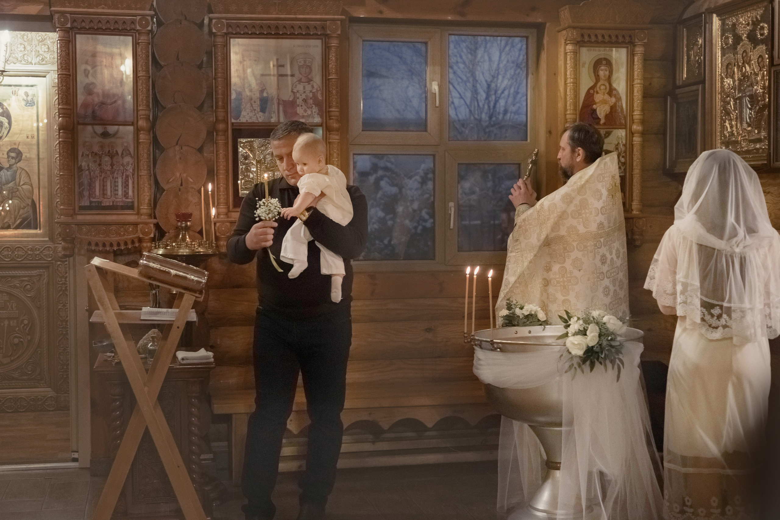 Художественная съемка Таинства крещения в Пятигорске. Фотограф на крещение Пятигорск. фотограф Таинств Крестины Анна: 8(928)307-37-21