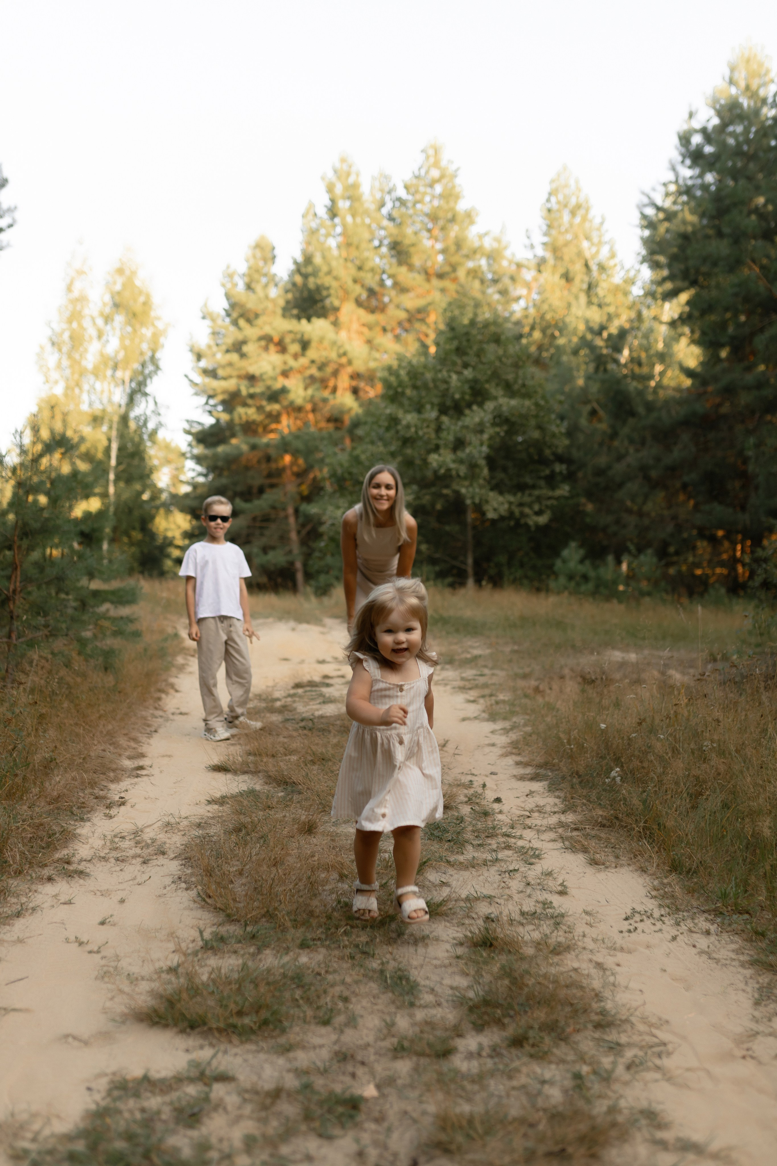Алексей, Мария, Ваня и Варя. Фотограф Татьяна Семенова