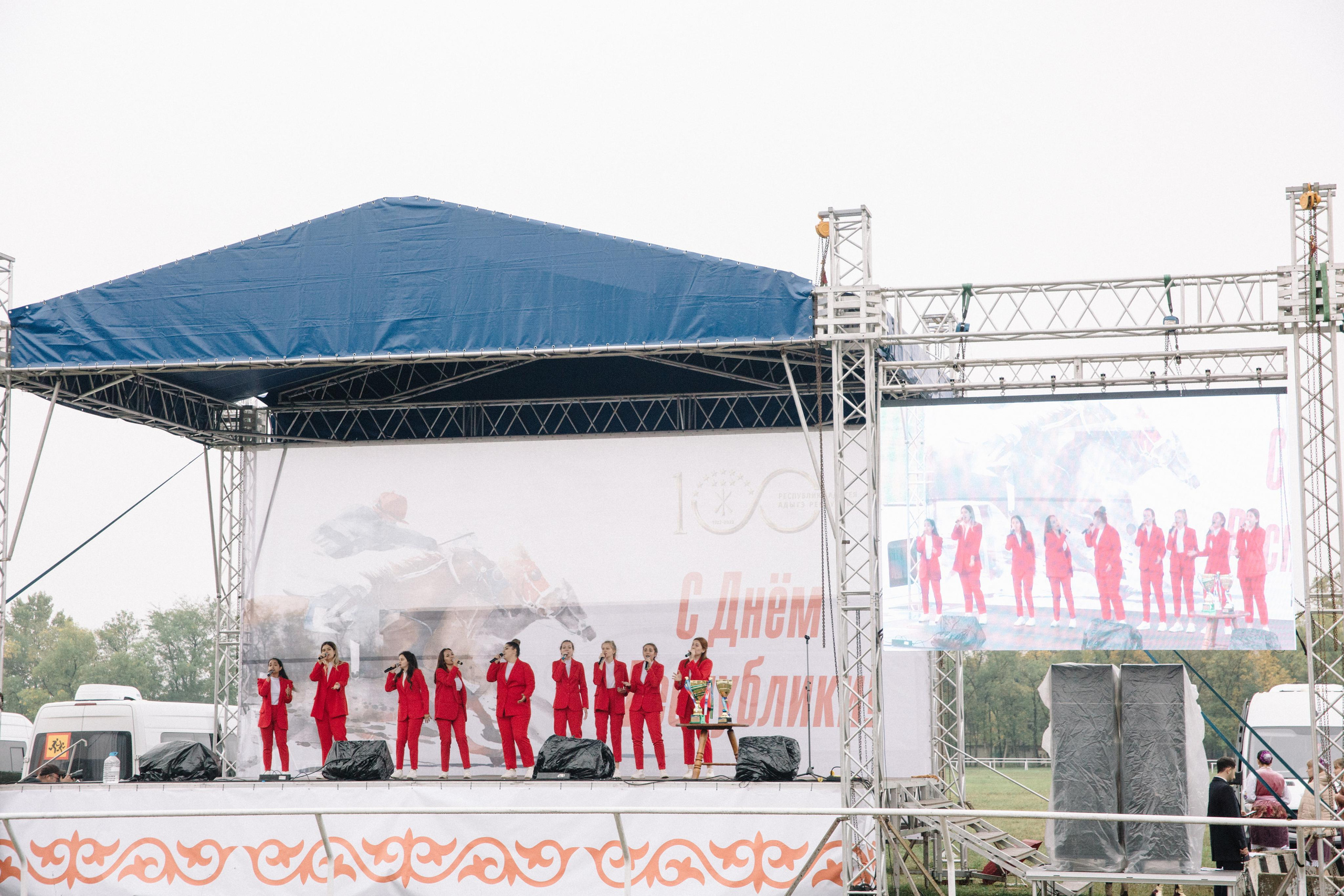 100-летие государственности Республики Адыгея. Скачки. Семейный и свадебный фотограф в Майкопе Михаил Мартиросян