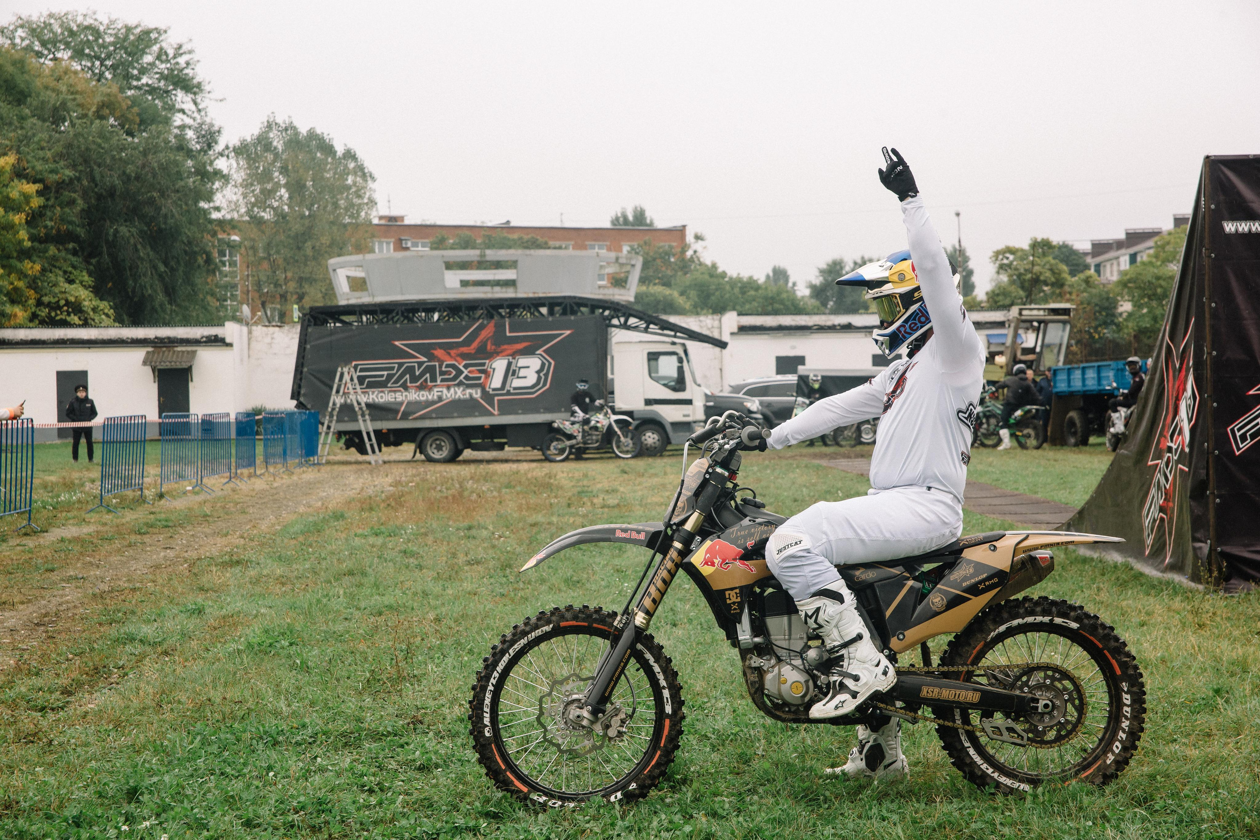 100-летие государственности Республики Адыгея. Скачки. Семейный и свадебный фотограф в Майкопе Михаил Мартиросян