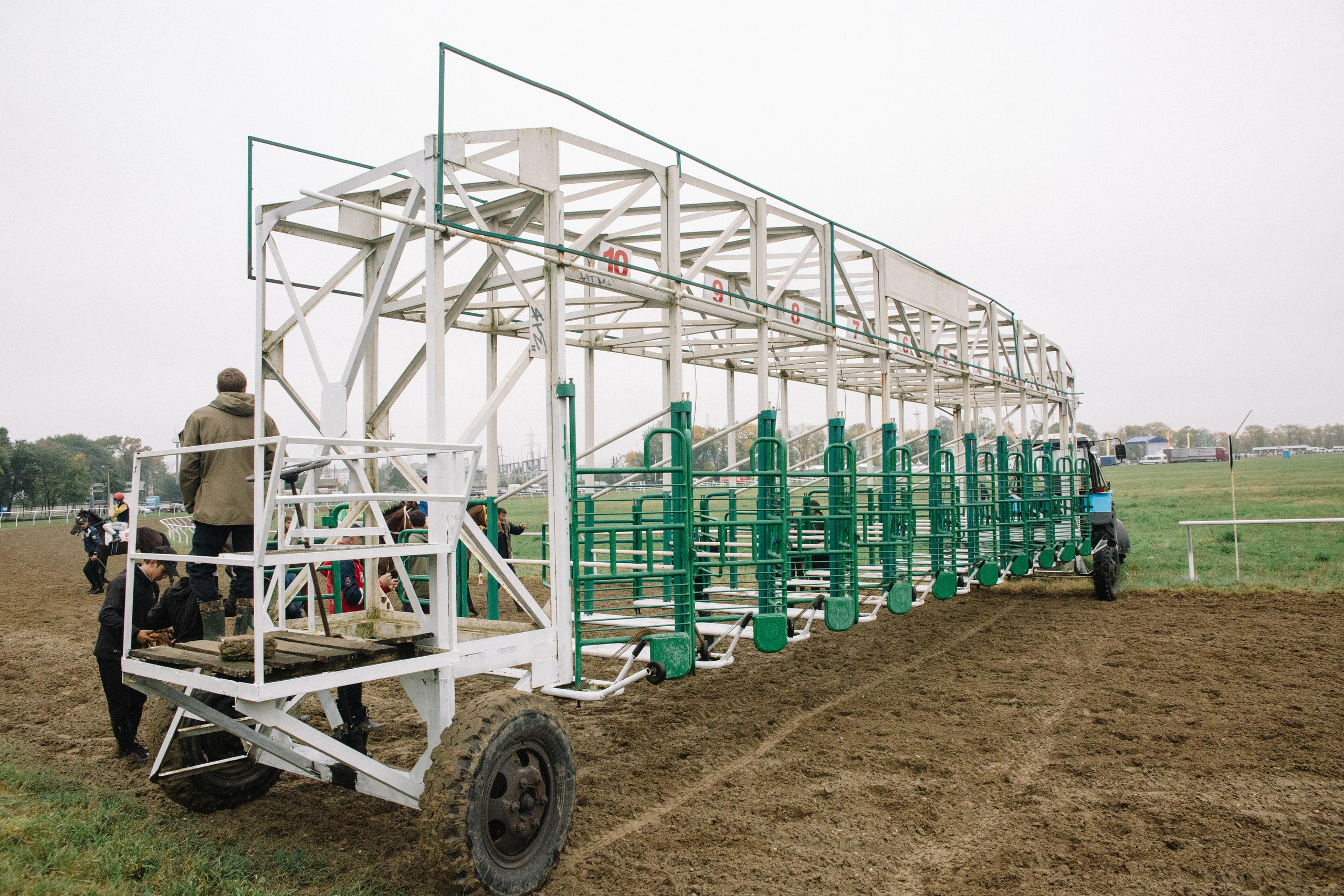 100-летие государственности Республики Адыгея. Скачки. Семейный и свадебный фотограф в Майкопе Михаил Мартиросян