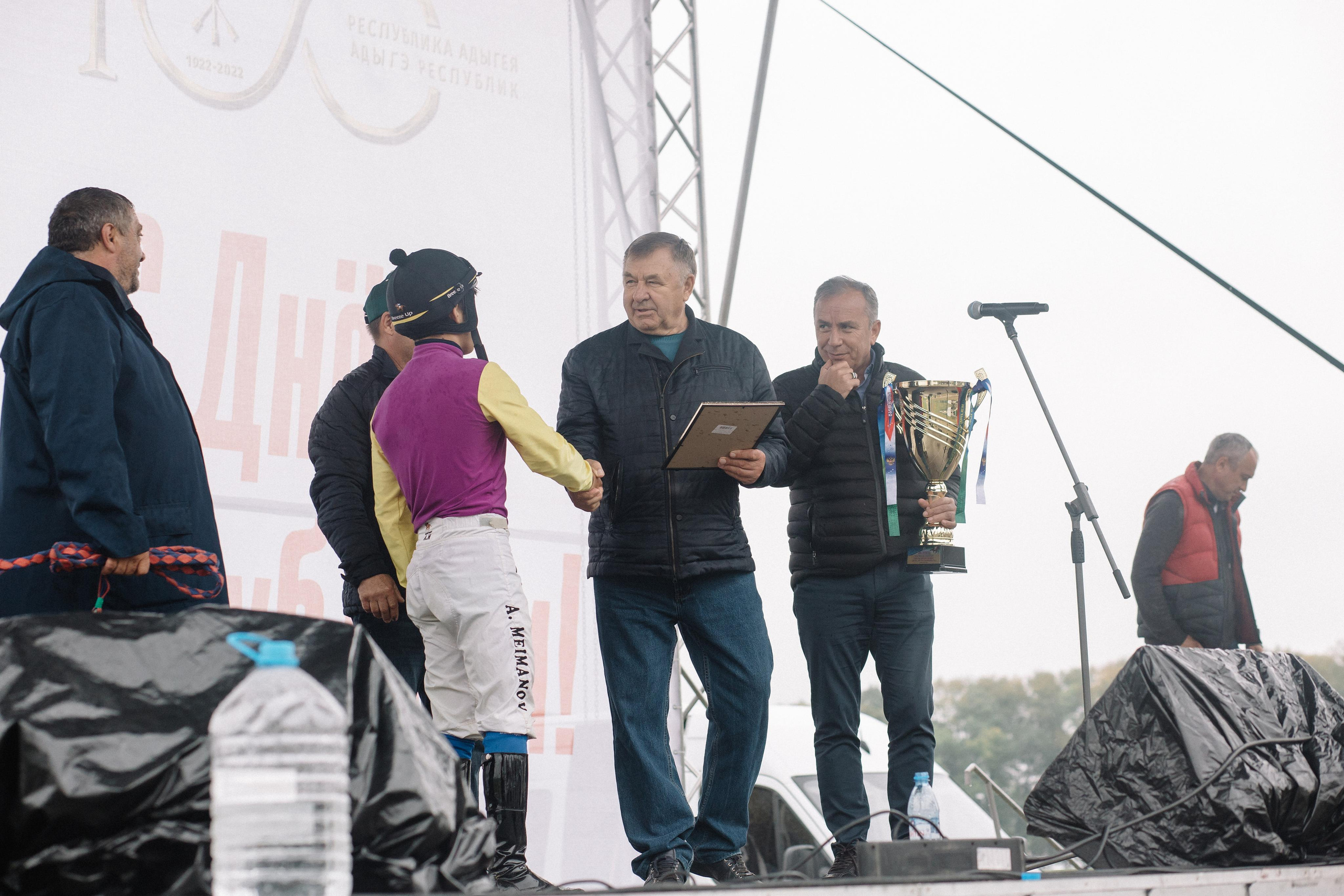 100-летие государственности Республики Адыгея. Скачки. Семейный и свадебный фотограф в Майкопе Михаил Мартиросян