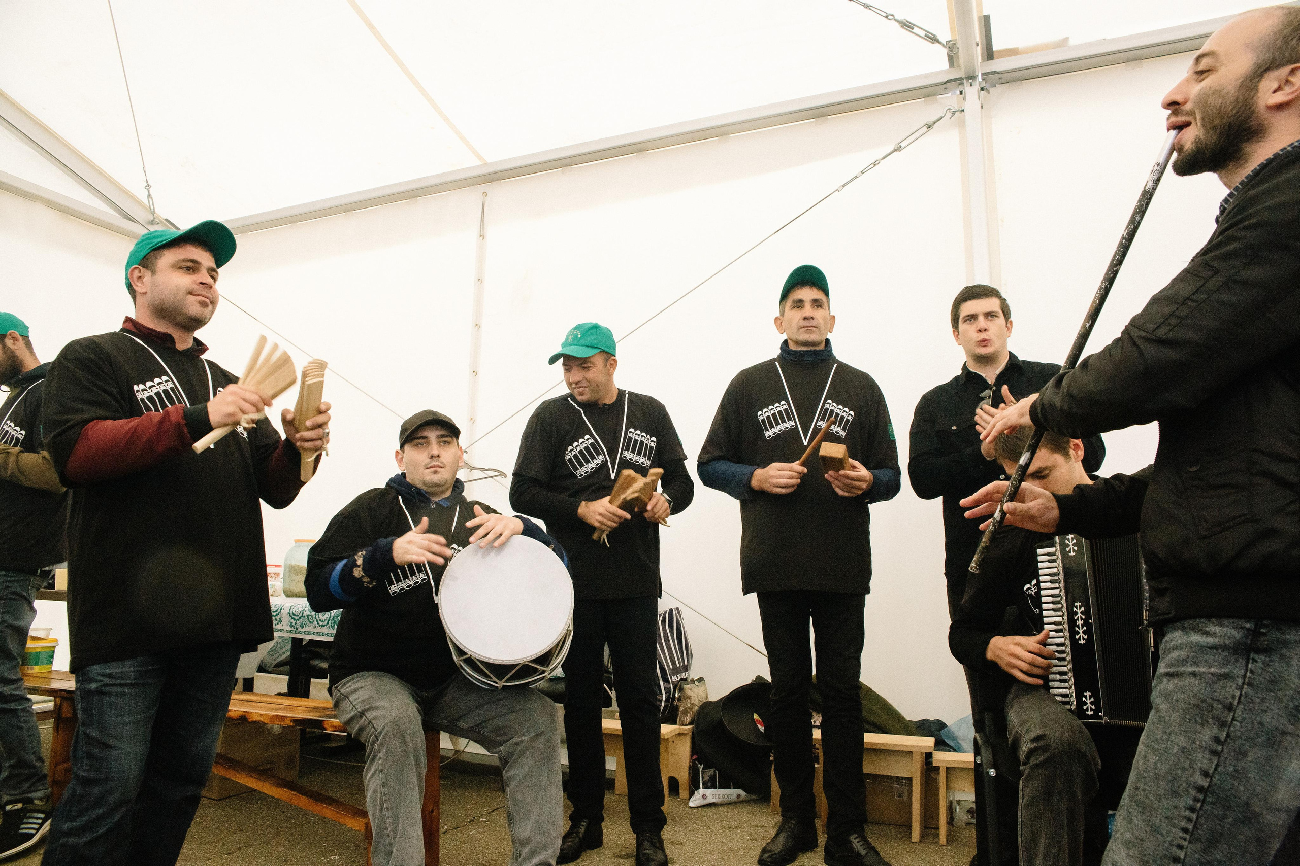 100-летие государственности Республики Адыгея. Скачки. Семейный и свадебный фотограф в Майкопе Михаил Мартиросян