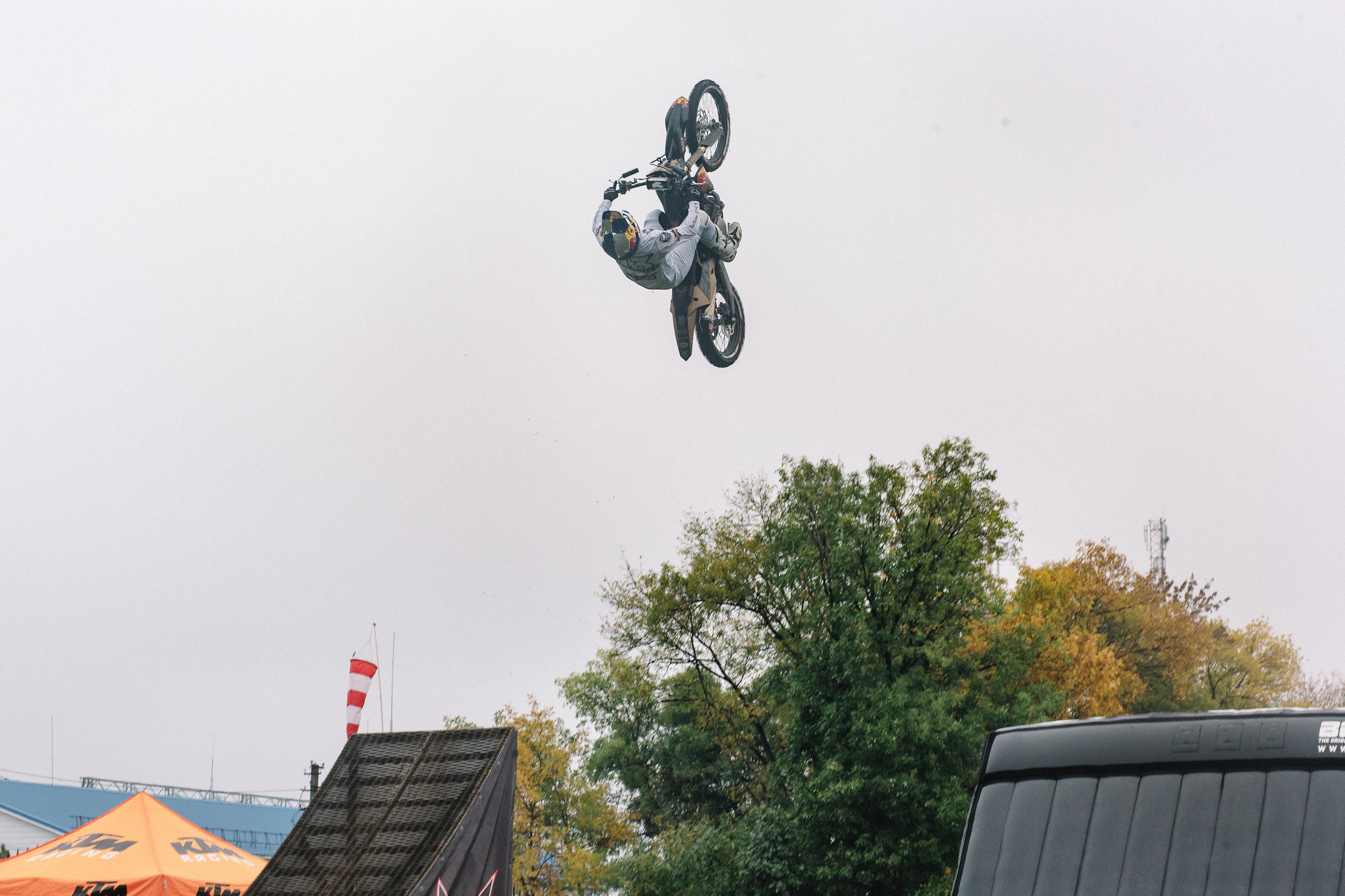 100-летие государственности Республики Адыгея. Скачки. Семейный и свадебный фотограф в Майкопе Михаил Мартиросян