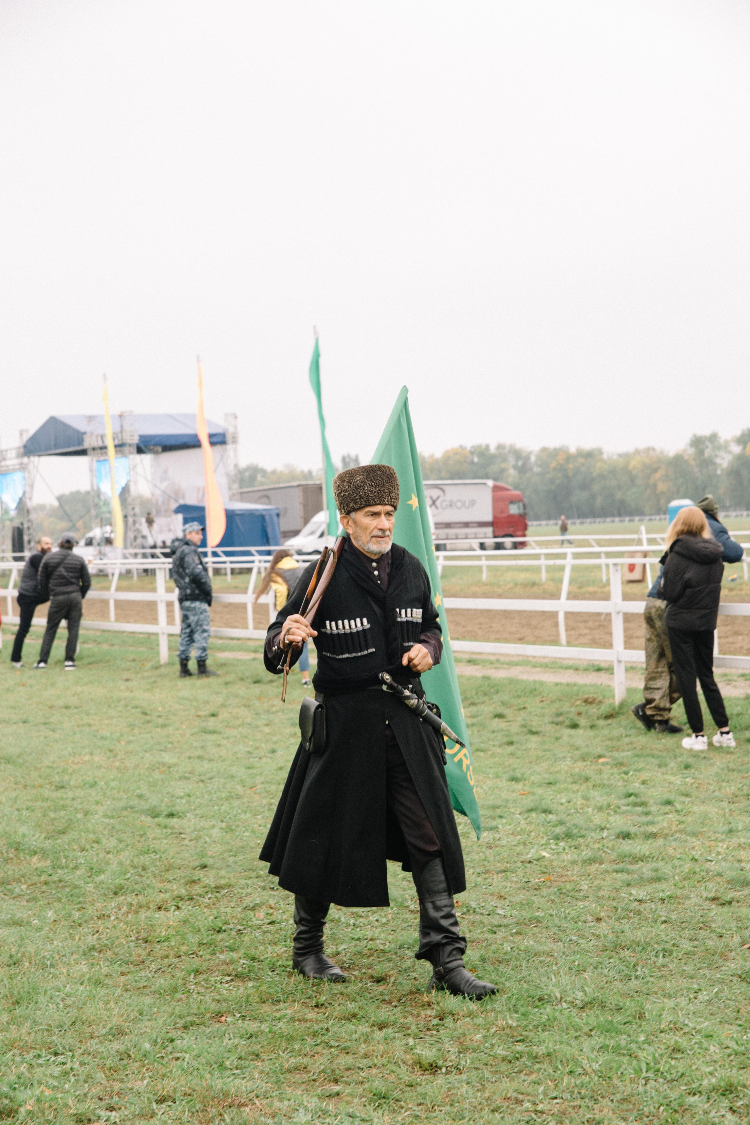 100-летие государственности Республики Адыгея. Скачки. Семейный и свадебный фотограф в Майкопе Михаил Мартиросян