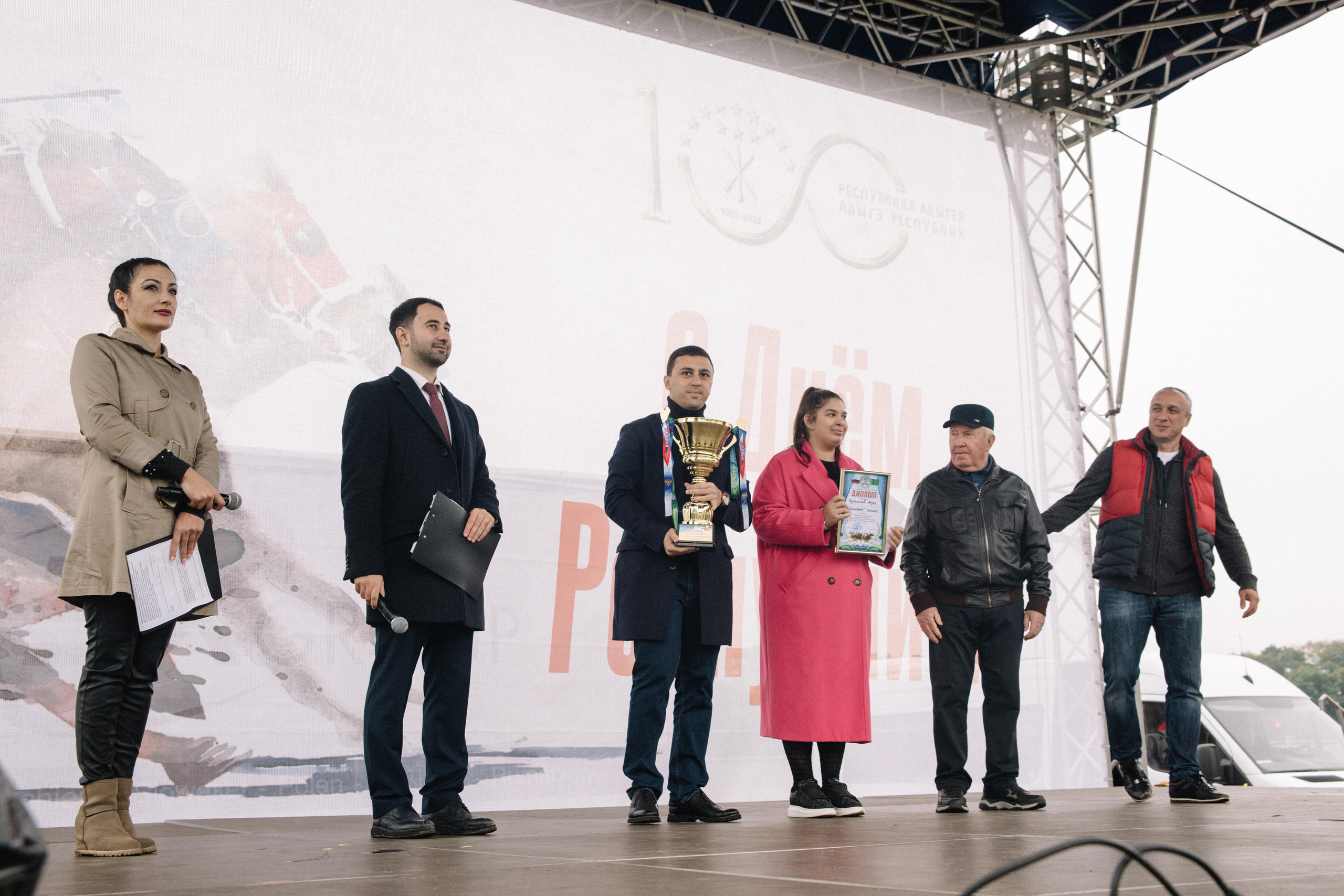 100-летие государственности Республики Адыгея. Скачки. Семейный и свадебный фотограф в Майкопе Михаил Мартиросян