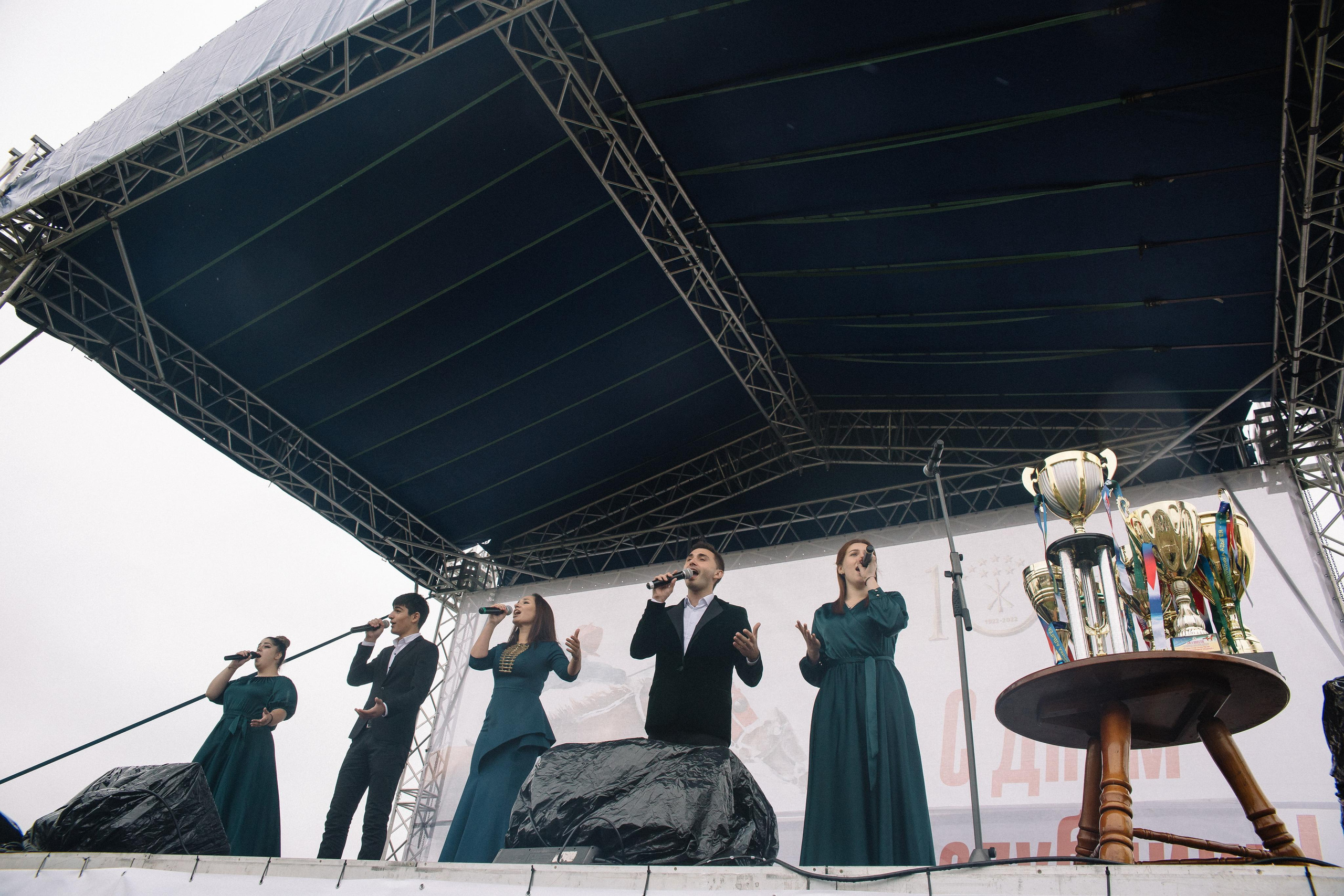 100-летие государственности Республики Адыгея. Скачки. Семейный и свадебный фотограф в Майкопе Михаил Мартиросян