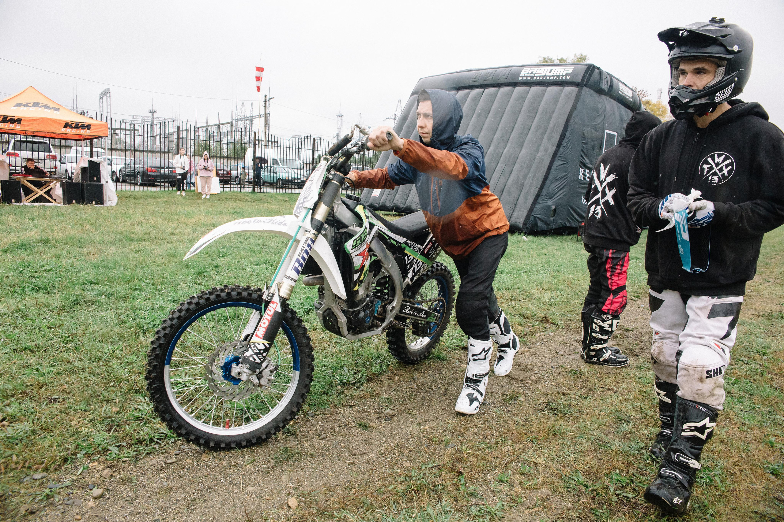 100-летие государственности Республики Адыгея. Скачки. Семейный и свадебный фотограф в Майкопе Михаил Мартиросян