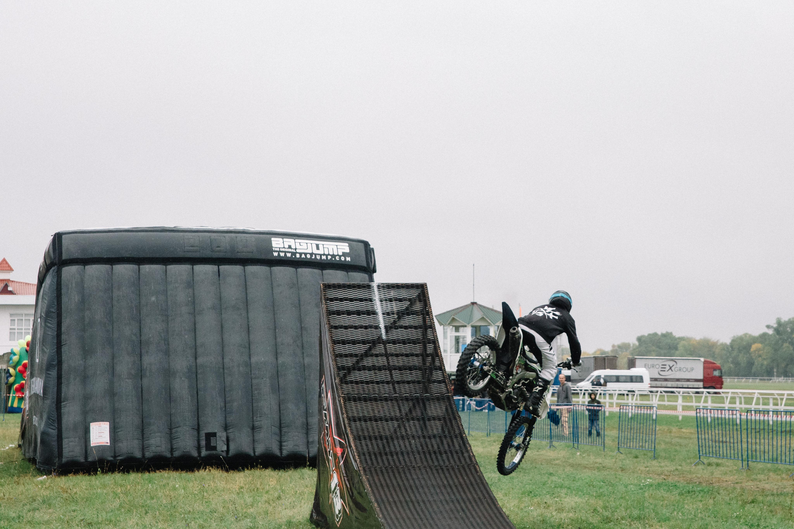 100-летие государственности Республики Адыгея. Скачки. Семейный и свадебный фотограф в Майкопе Михаил Мартиросян