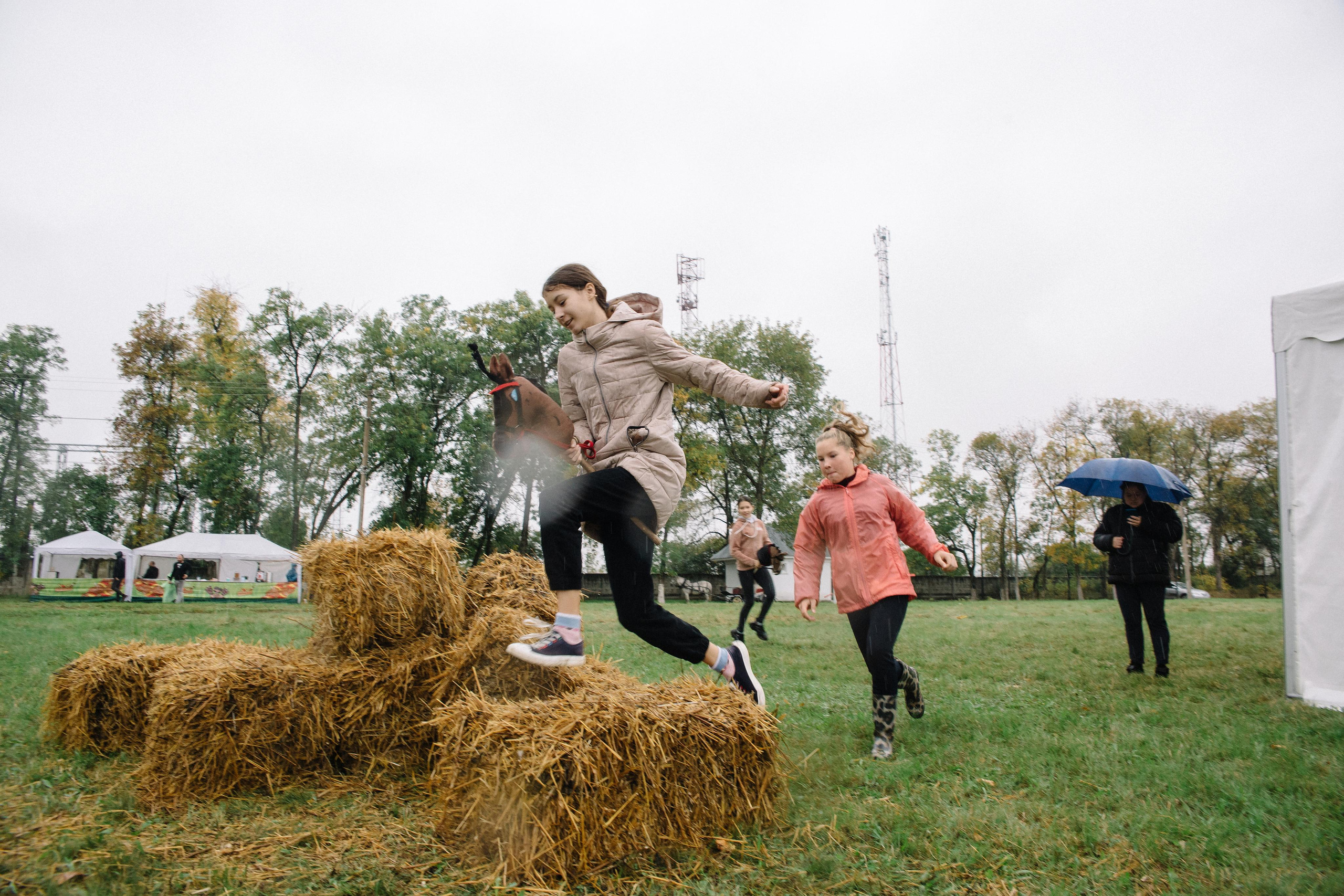100-летие государственности Республики Адыгея. Скачки. Семейный и свадебный фотограф в Майкопе Михаил Мартиросян