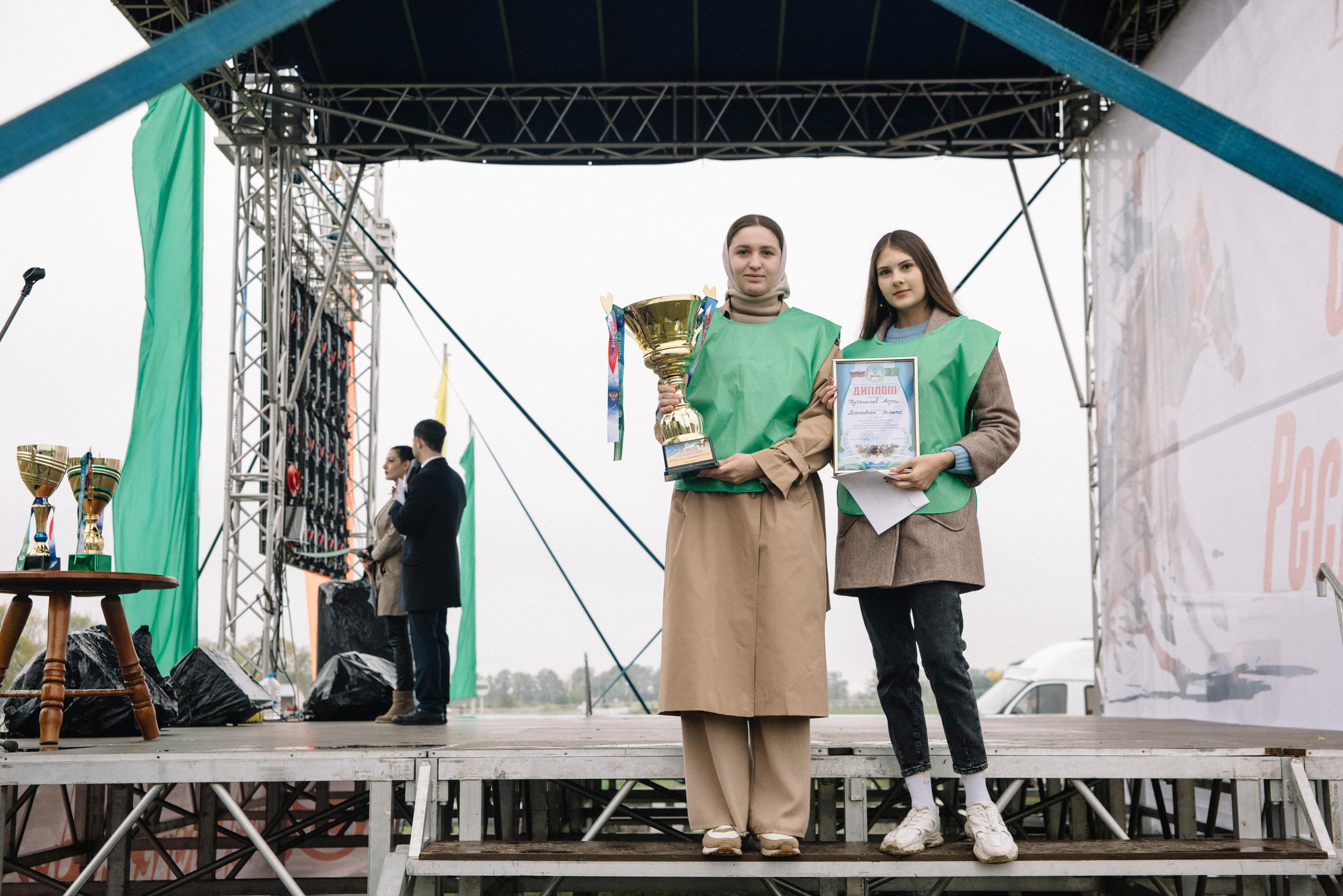 100-летие государственности Республики Адыгея. Скачки. Семейный и свадебный фотограф в Майкопе Михаил Мартиросян