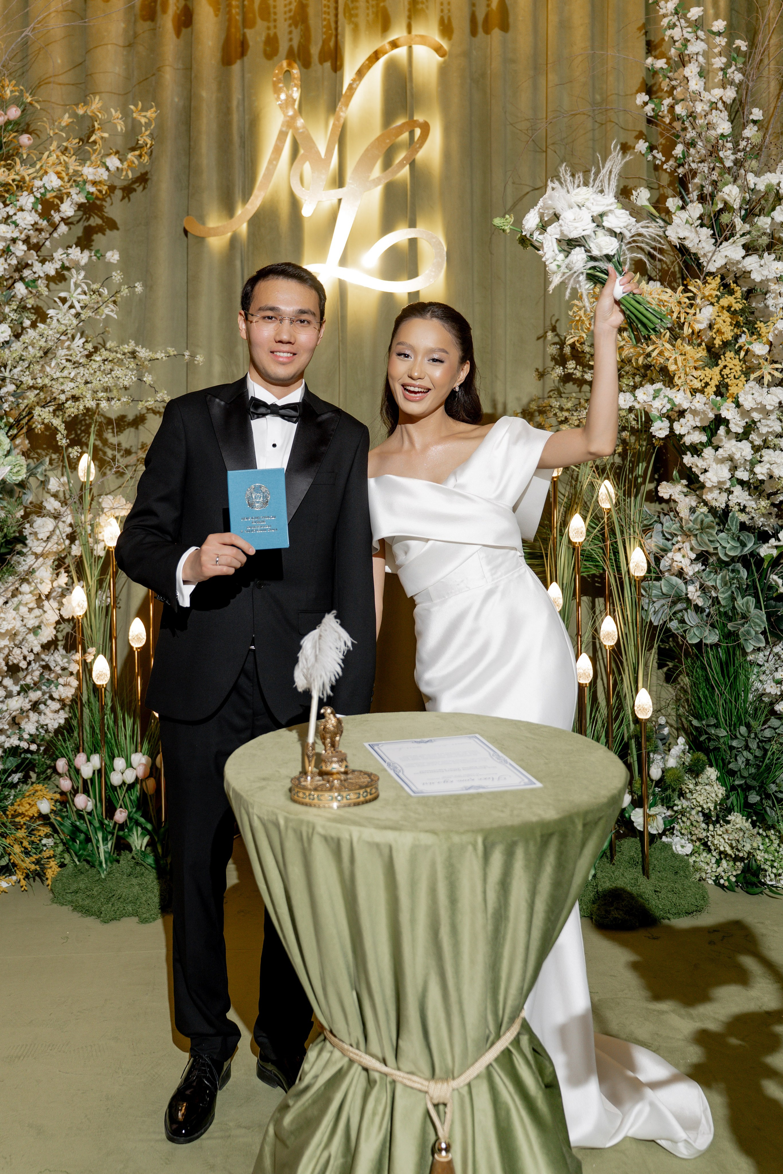 NURZHAN & LYAZZAT «MAHABBAT KOKTEMI». ___________________________________________________