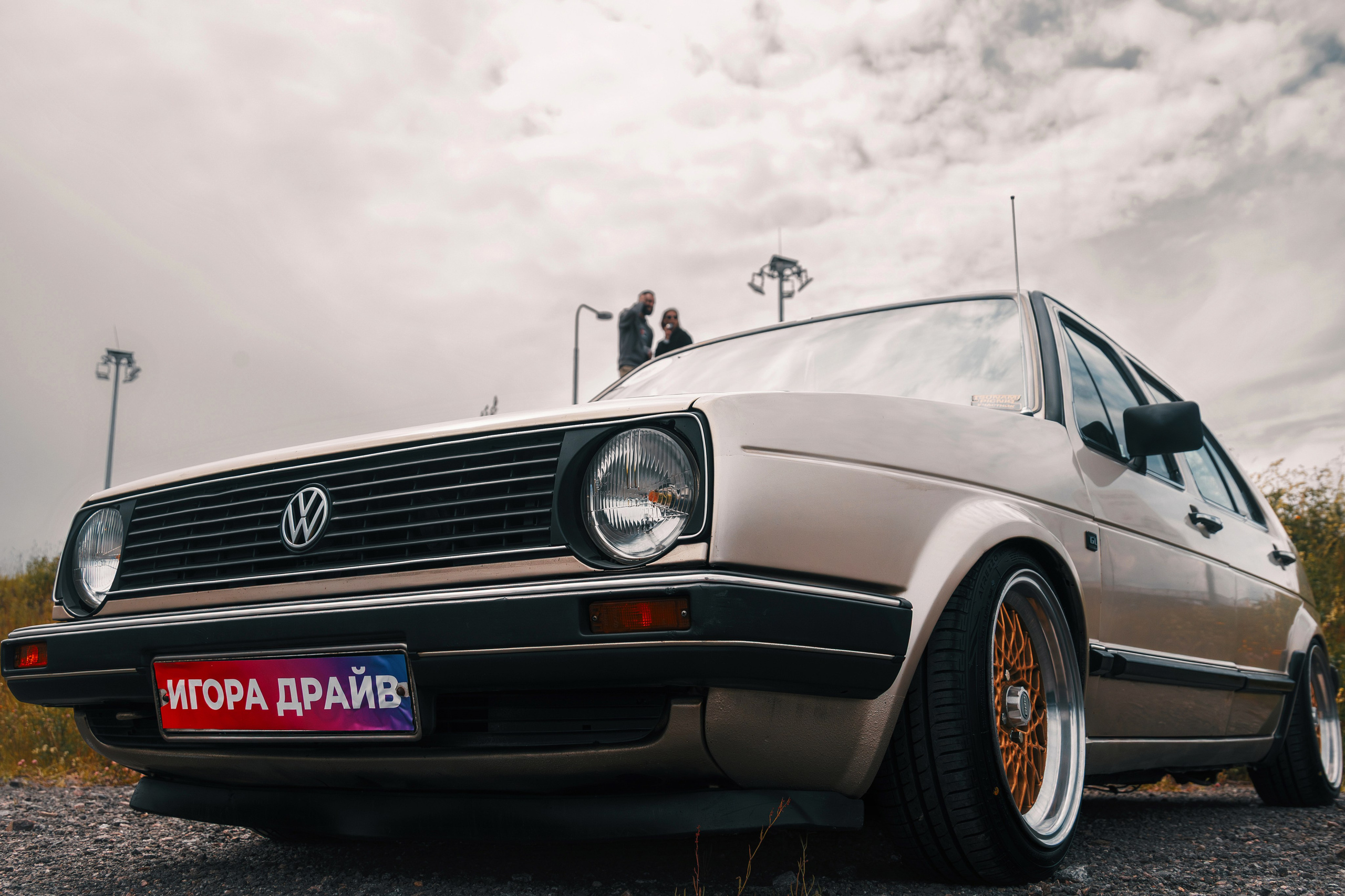 IDDC Этап 2: Бетонный Колизей и блогеры в деле