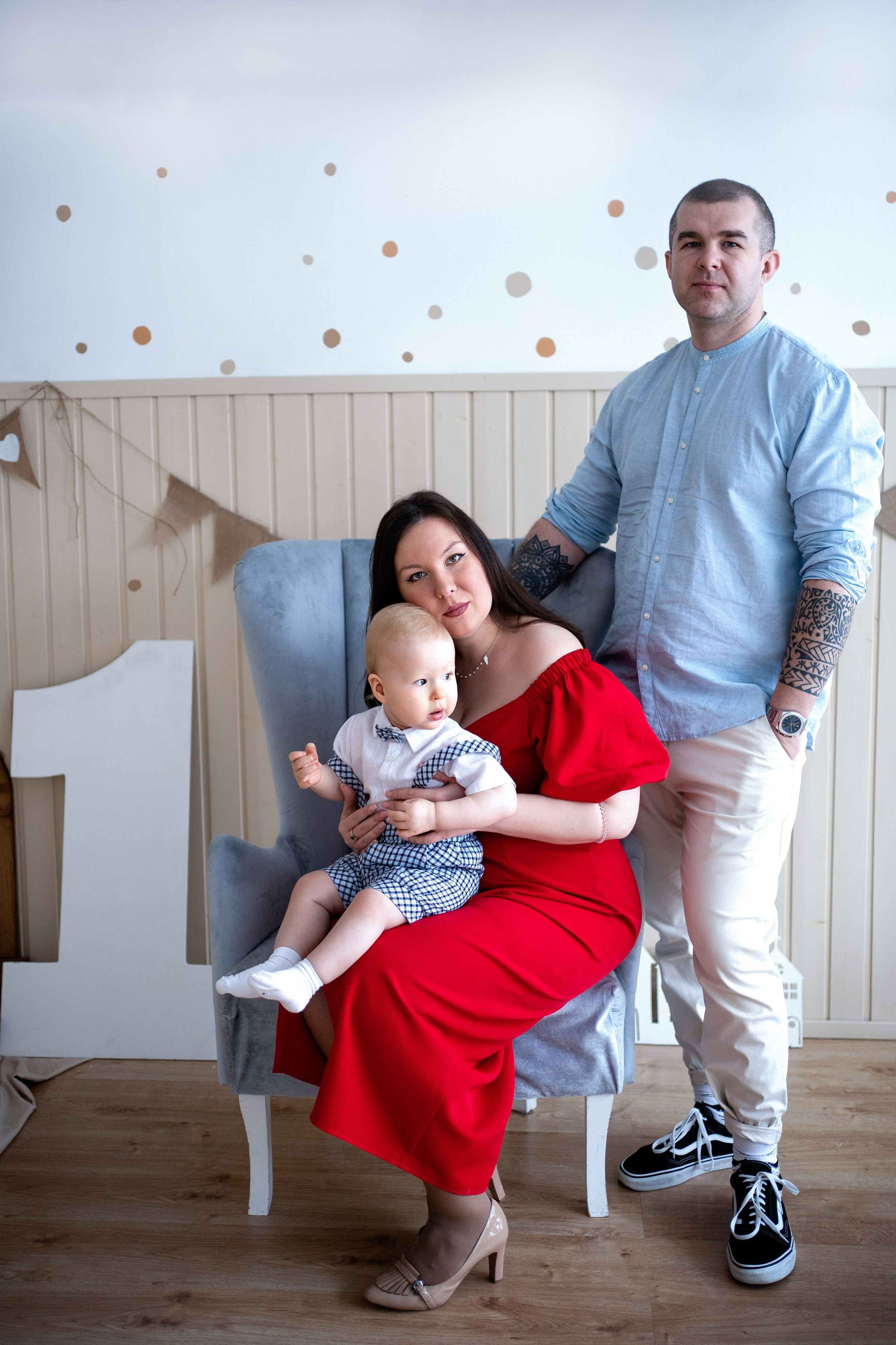 Семейная фотосессия в студии «Панда» (Коммунарка). Семейный и детский фотограф в Москве Екатерина Офицерова