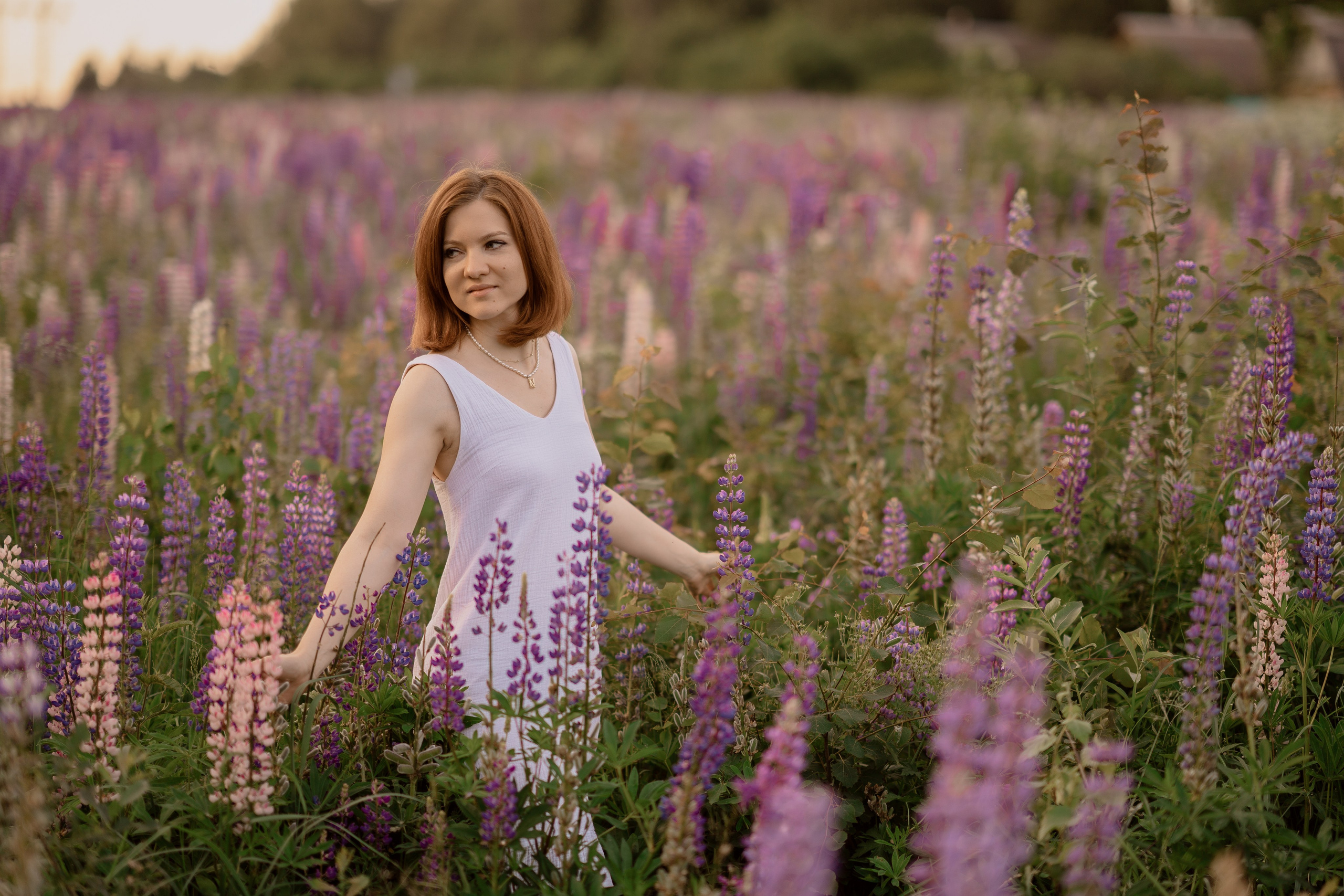 Фотосессия в люпинах. Анюта с мамой и папой. Семейный и детский фотограф в Сергиев Посаде, Хотьково Якимчук Любовь